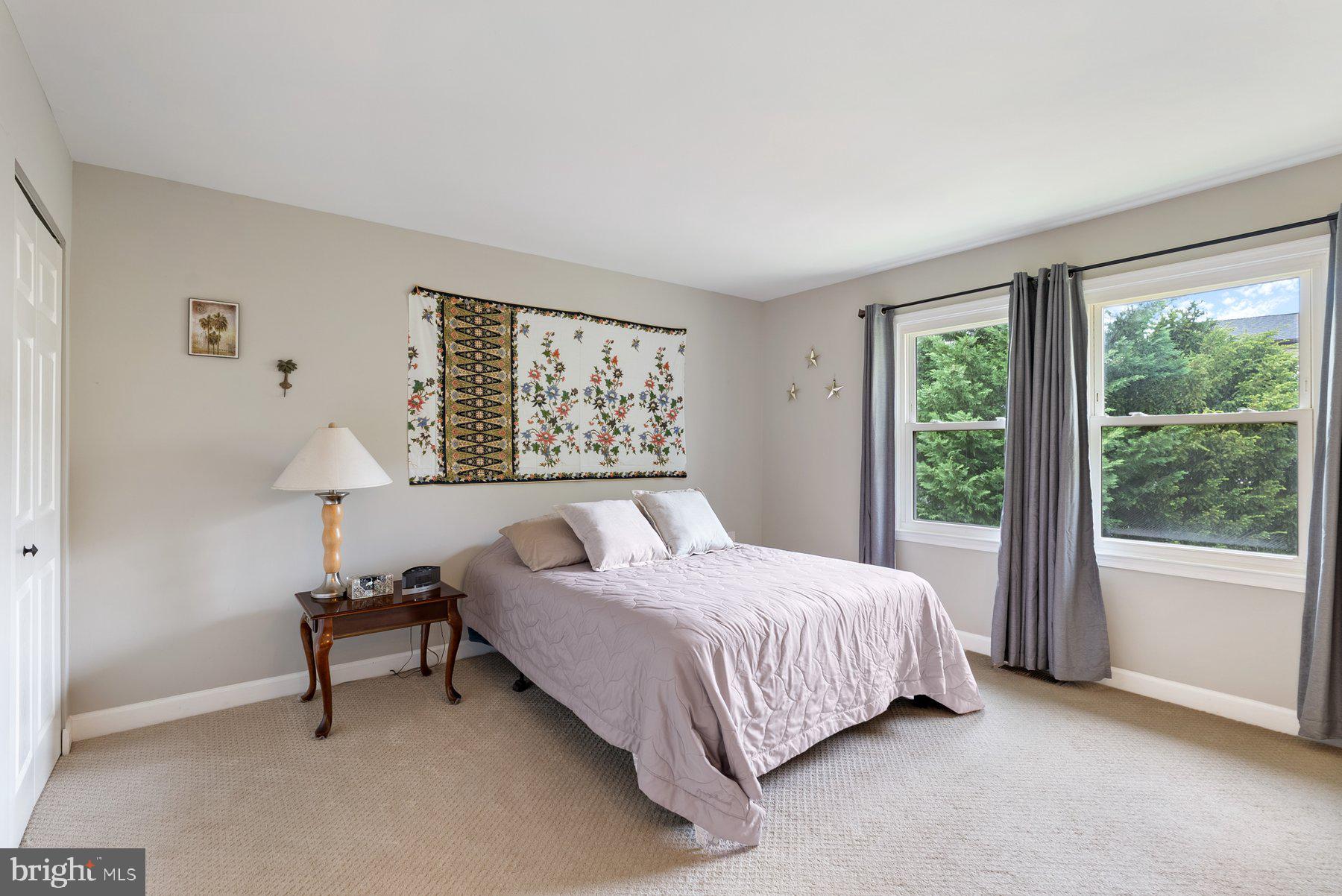 THE PROVINCES - Residential