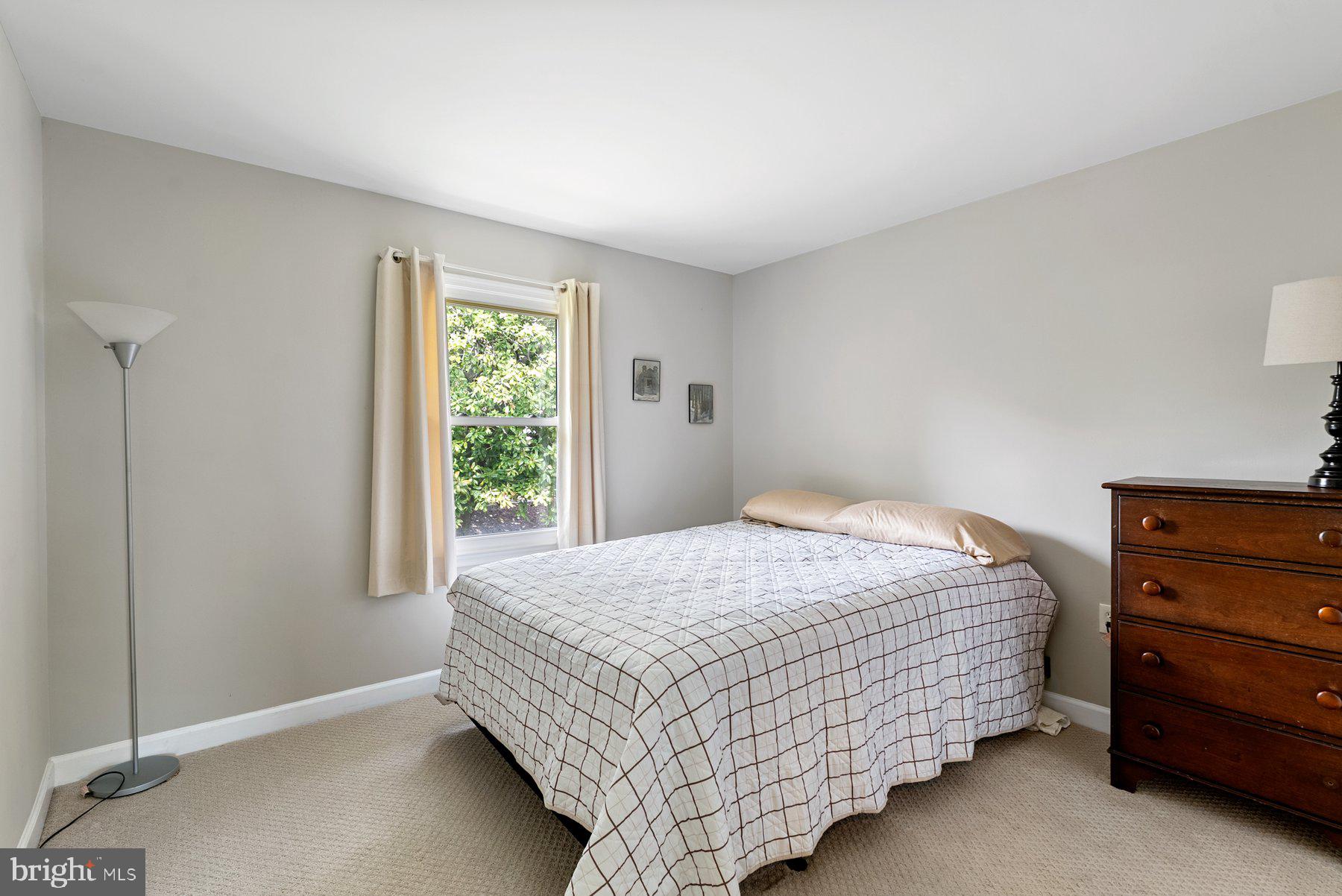 THE PROVINCES - Residential