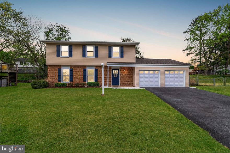 **OFFER DEADLINE - The Seller has set an offer deadline for Monday, April 28, at noon.**  

Updated 4BR/2.5BA Colonial with an attached two-car garage sits at the end of a Cul de Sac in the desirable neighborhood of  The Provinces of Severn.  Step inside to a home filled with natural light, recessed lighting, beautiful luxury flooring, and a soft color palette.  To the right of the foyer is a main floor half bath, on the left is the large living room, which flows to the open concept dining room and kitchen. At the end of the foyer is a spacious family room with sliding doors to the fenced yard.  Just off the family room is the main floor laundry with storage, and access to the two-car garage.  The kitchen is spectacular featuring granite countertops and tile backsplash, crisp white cabinets to the ceiling, and stainless steel appliances. A shiplap feature wall provides open wood shelving and an L-shaped counter with breakfast seating for two or more.  On the second floor are three spacious secondary bedrooms with large closets, an updated full bath with tile from ceiling to tub, and a grand primary suite. The primary features plenty of closet space and a full bath with a tiled walk-in shower.  The yard offers beautifully landscaped beds surrounded by adult trees and a lush green lawn.  This home is move-in ready with so much to offer new homeowners and is located just minutes to shopping, restaurants, and commuter routes.