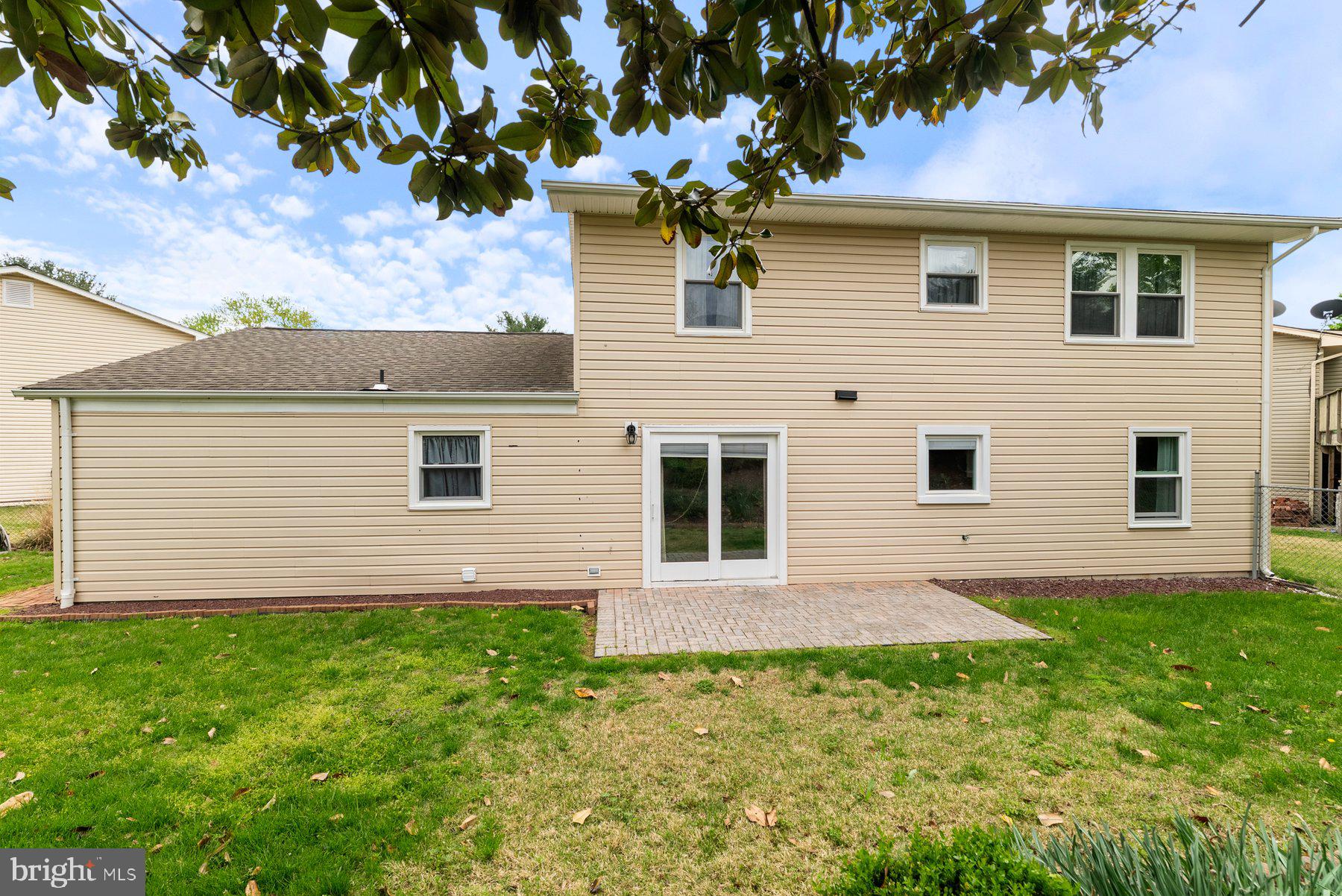 THE PROVINCES - Residential