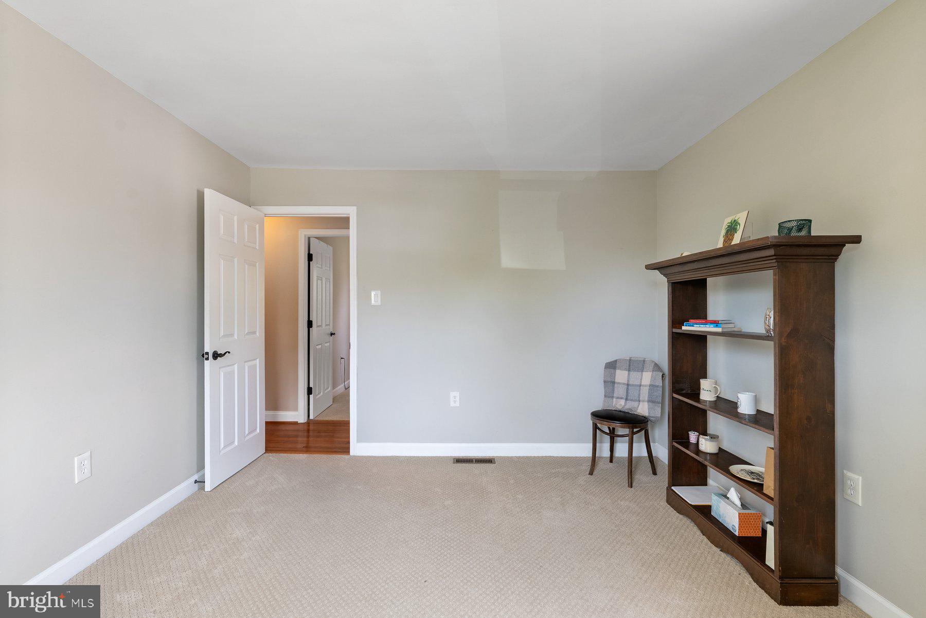 THE PROVINCES - Residential