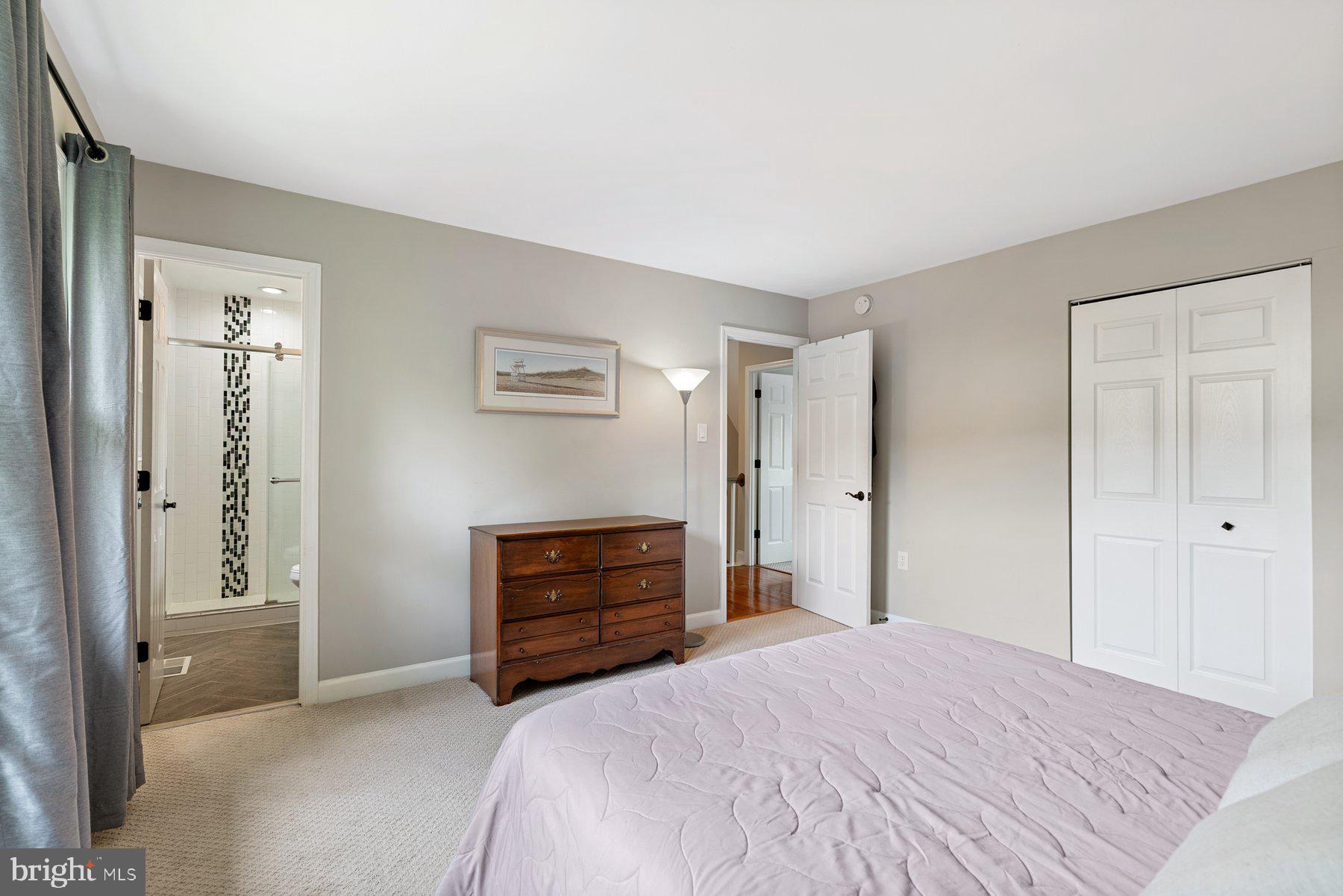 THE PROVINCES - Residential