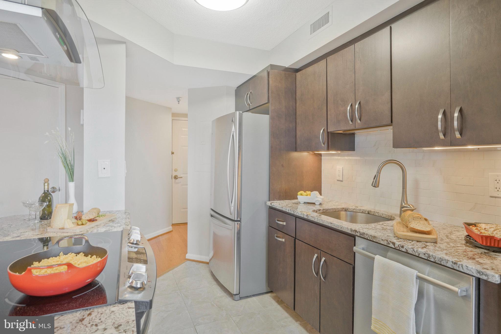 CHARLESTON CONDO - Residential