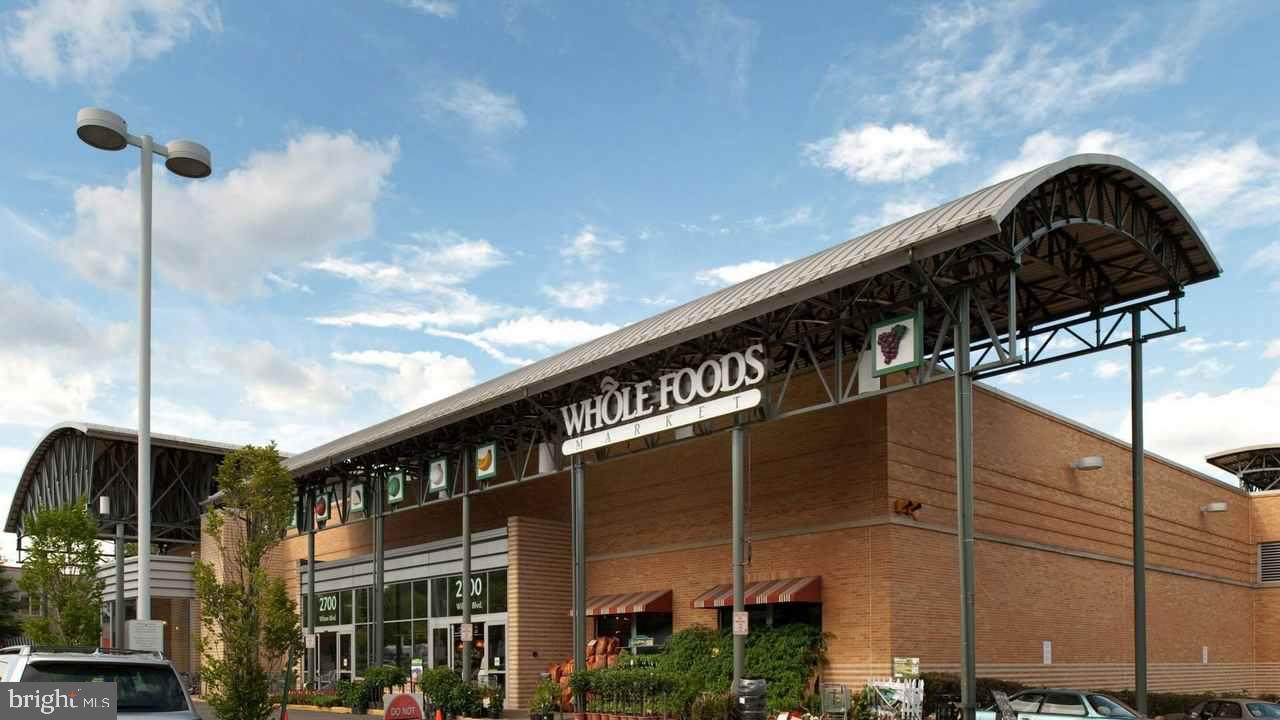 CHARLESTON CONDO - Residential