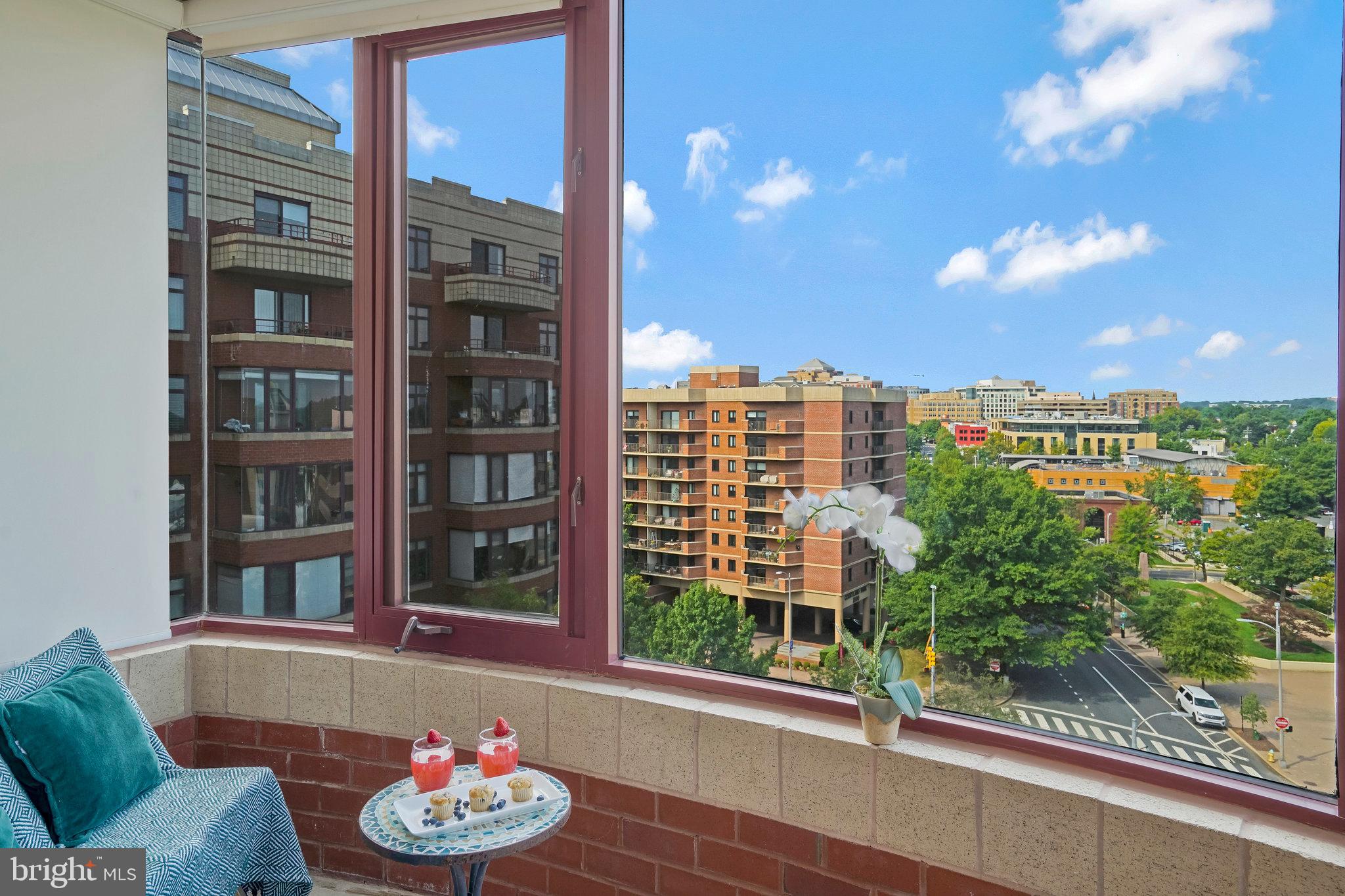 CHARLESTON CONDO - Residential