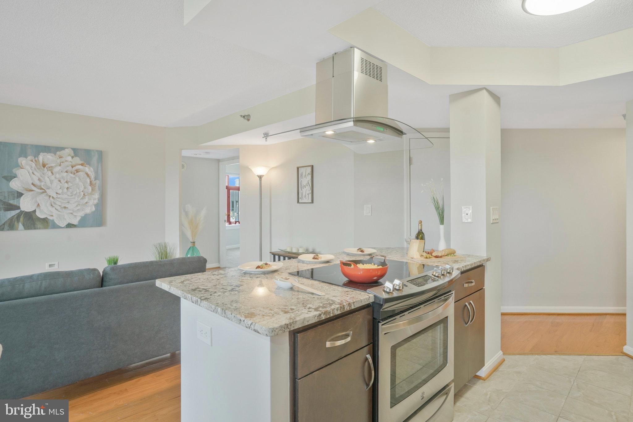 CHARLESTON CONDO - Residential