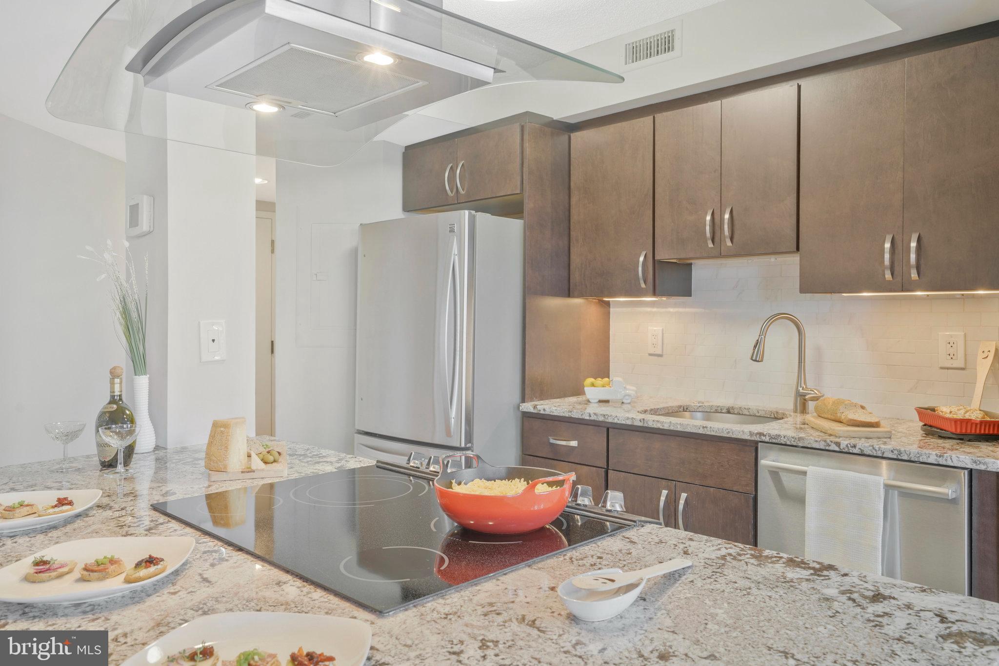 CHARLESTON CONDO - Residential