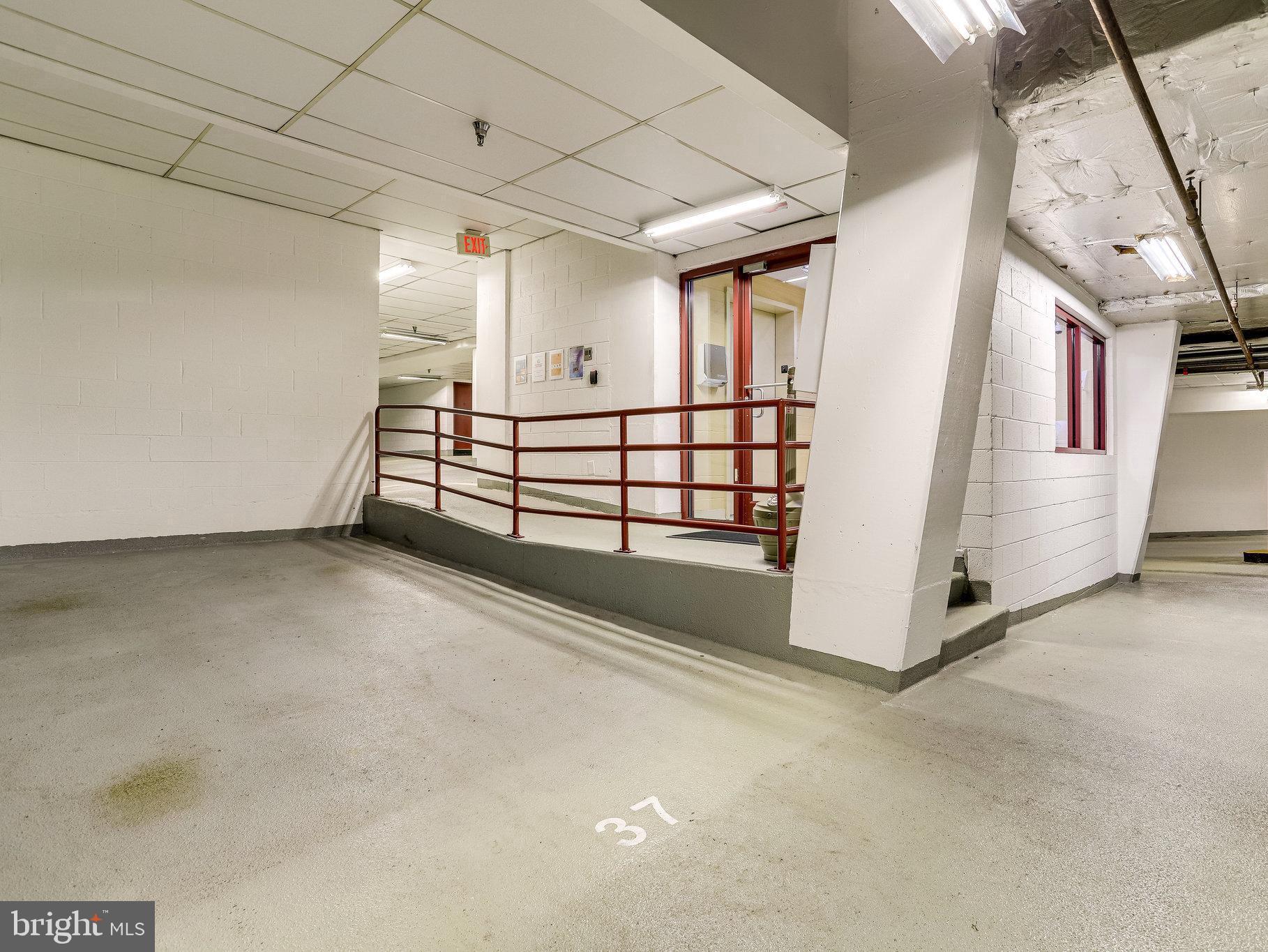 CHARLESTON CONDO - Residential