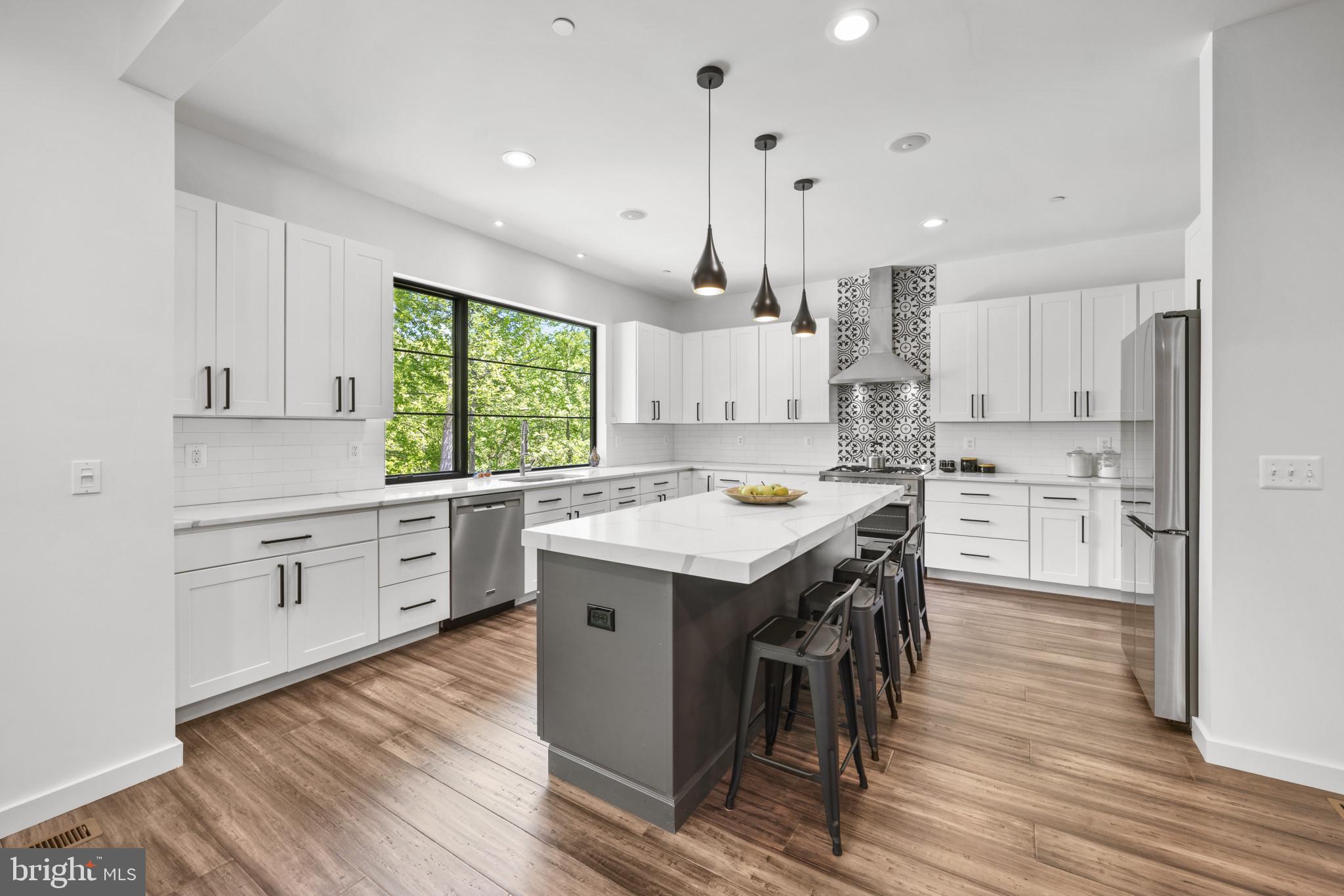 ATHLONE HILLS - Residential