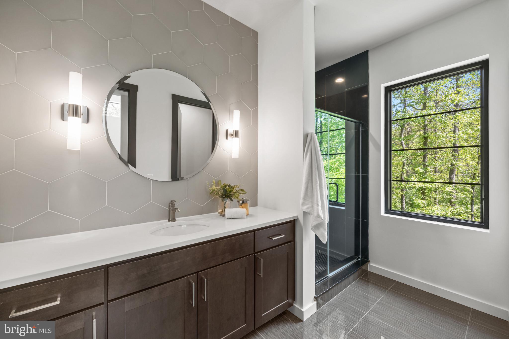 ATHLONE HILLS - Residential