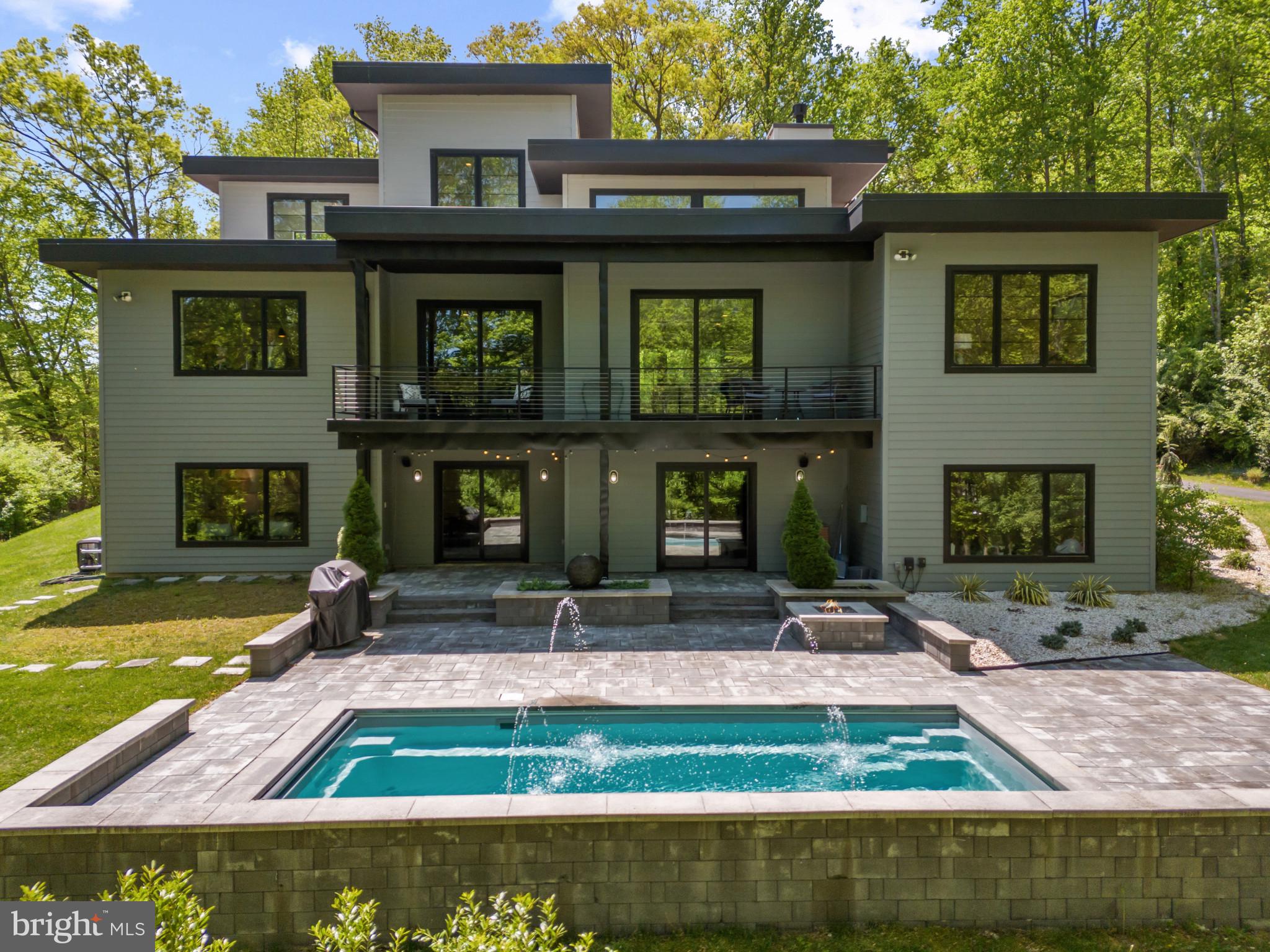 ATHLONE HILLS - Residential