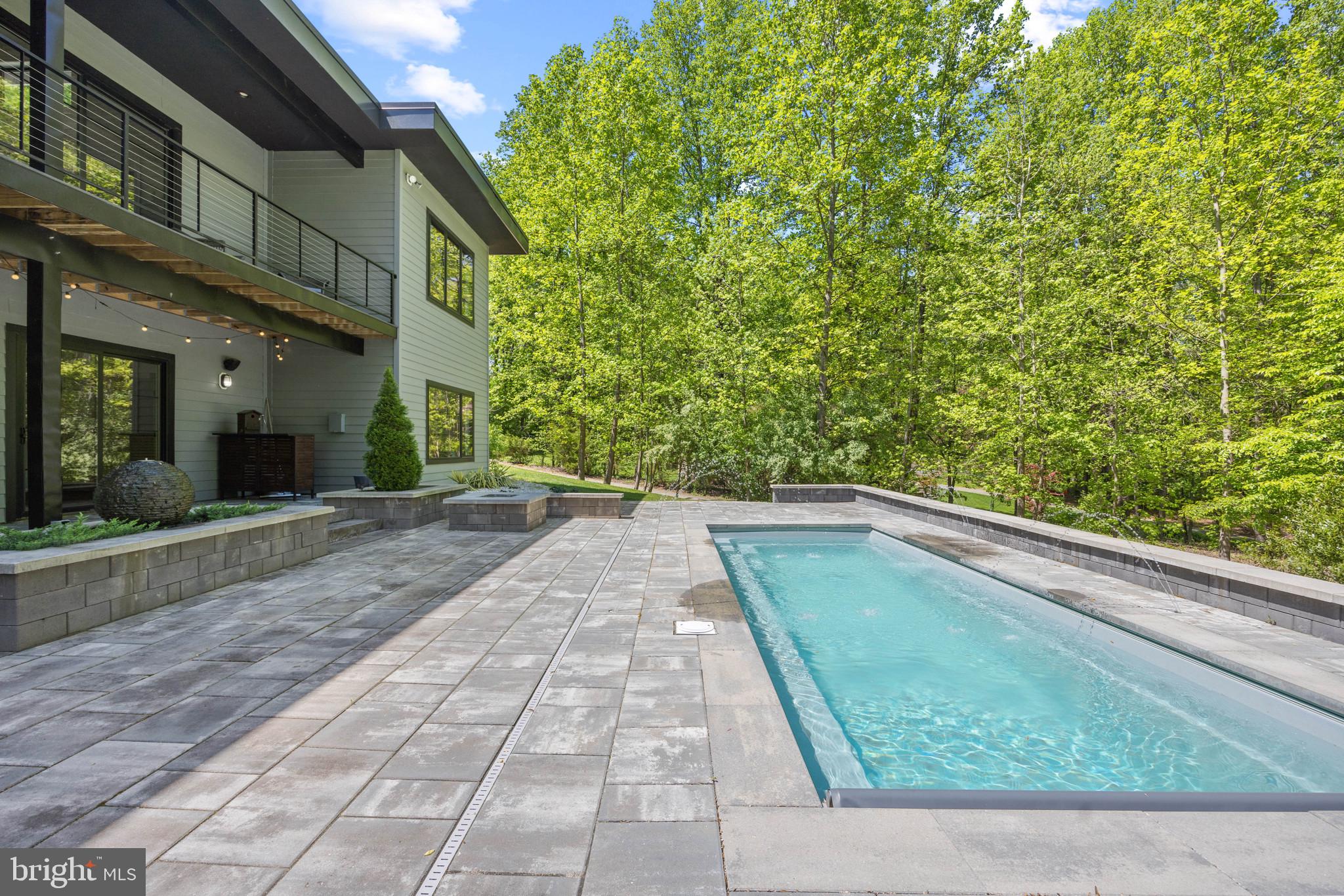 ATHLONE HILLS - Residential