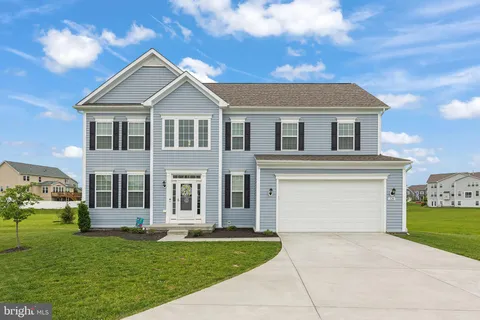 220 Ladysmith Drive, Stephens City, VA MLS: VAFV2034042