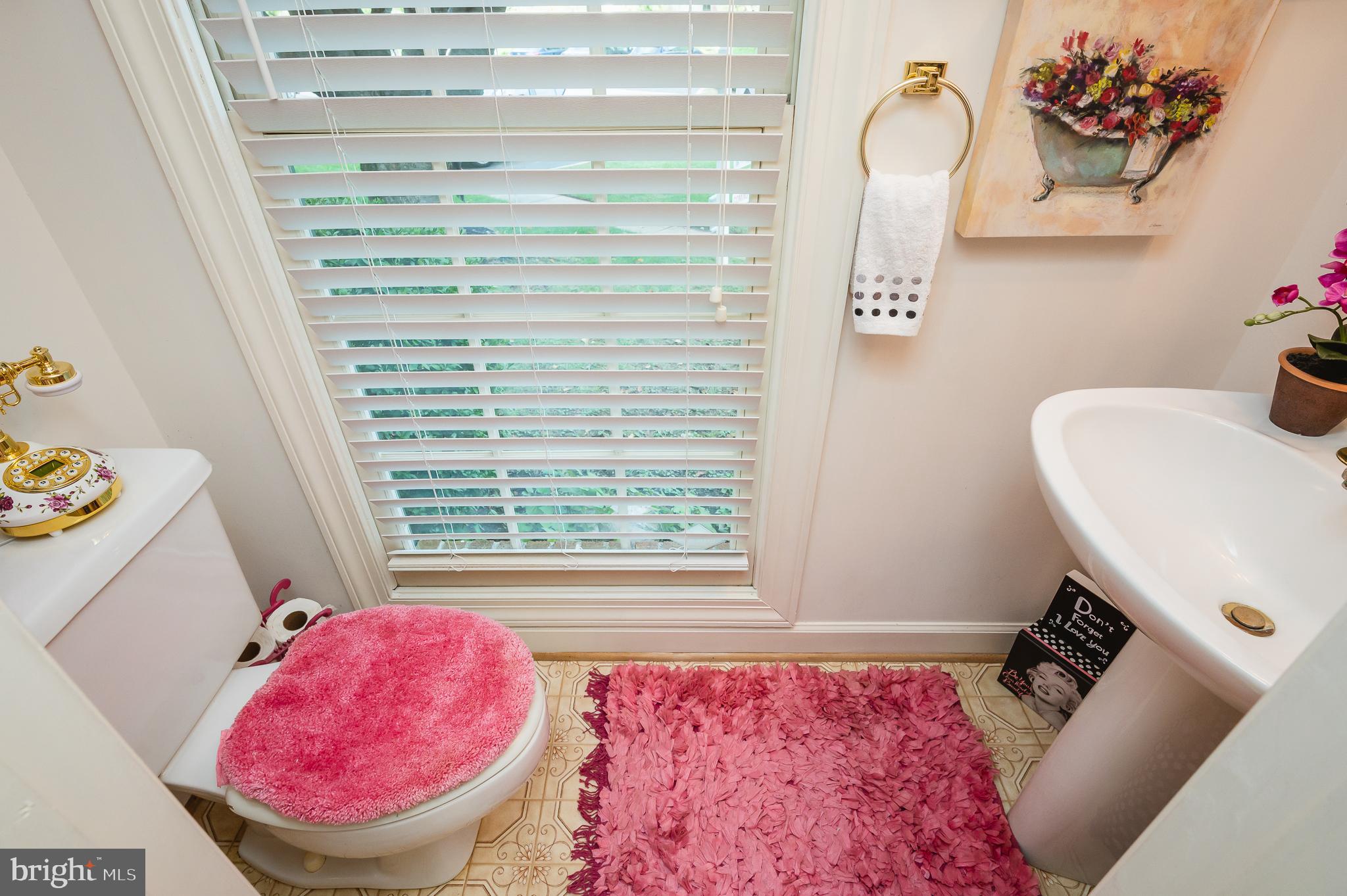 TEMPLE HILLS - Residential