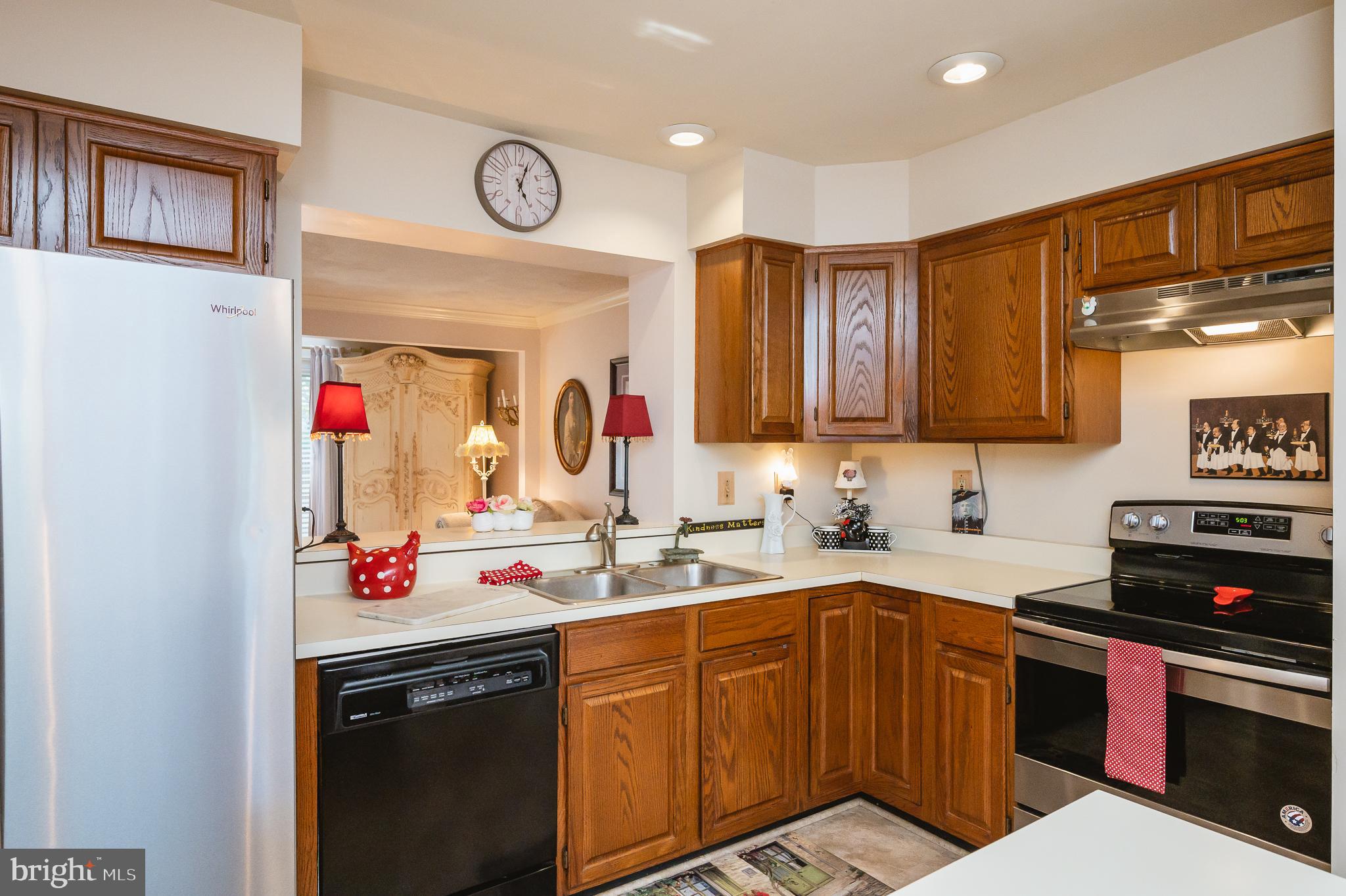 TEMPLE HILLS - Residential