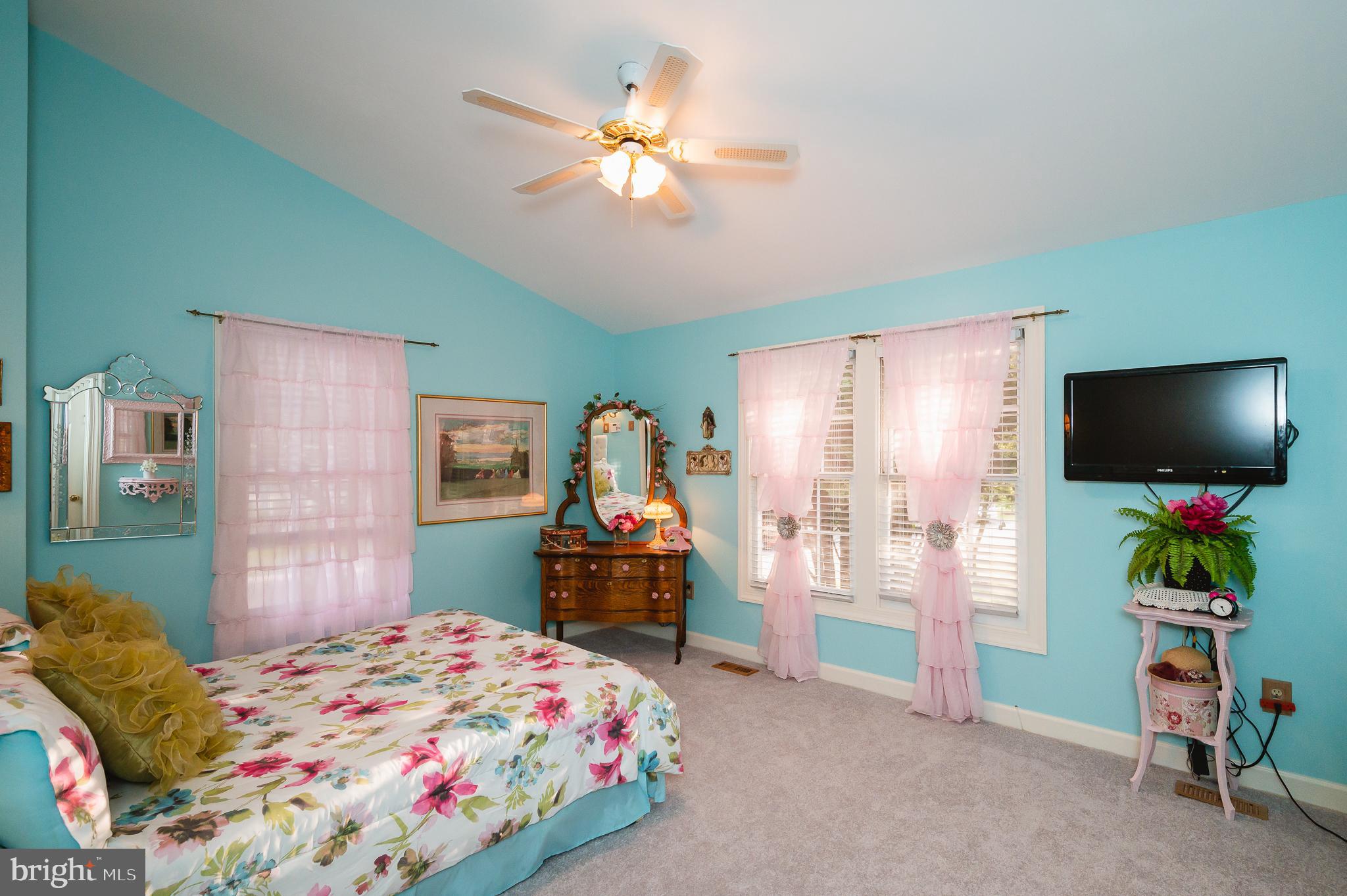 TEMPLE HILLS - Residential