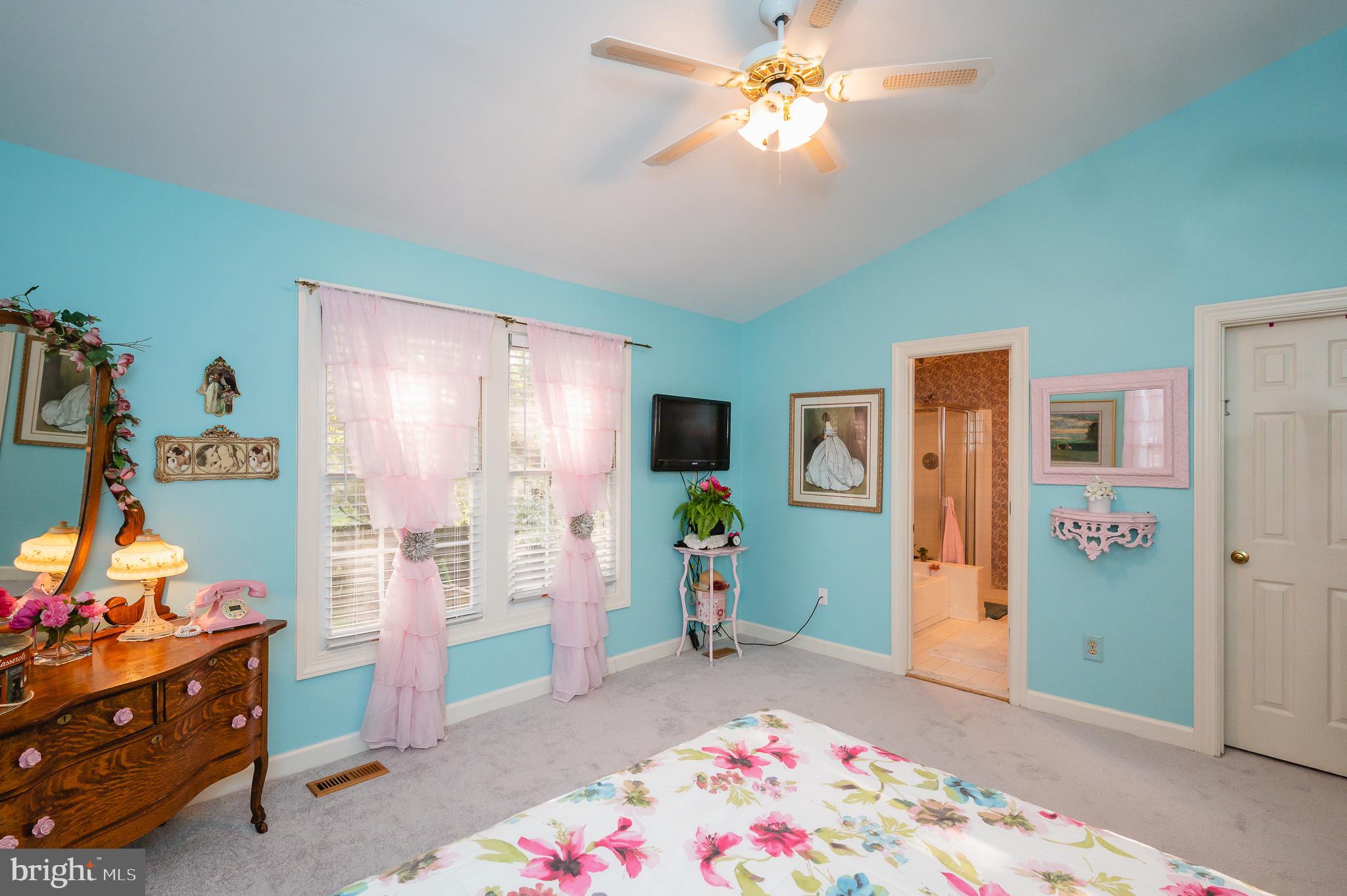 TEMPLE HILLS - Residential