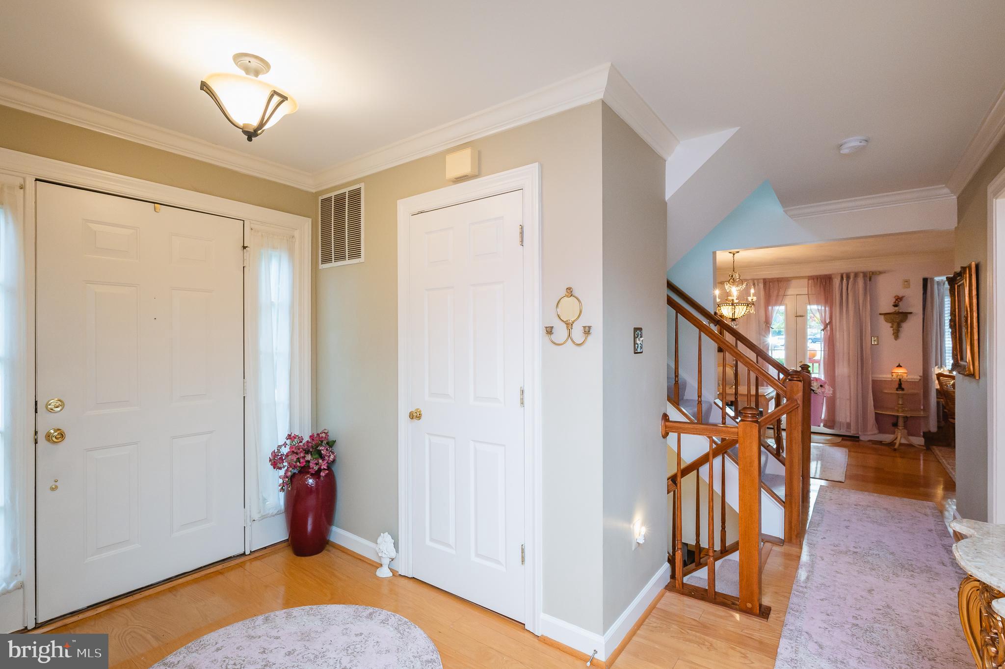 TEMPLE HILLS - Residential