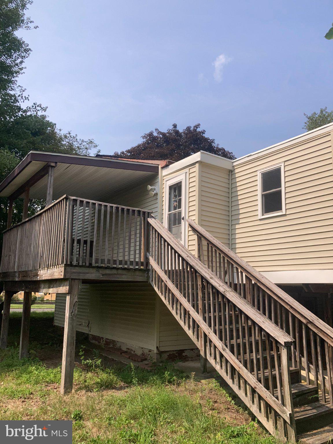 212 COLLEGE DRIVE