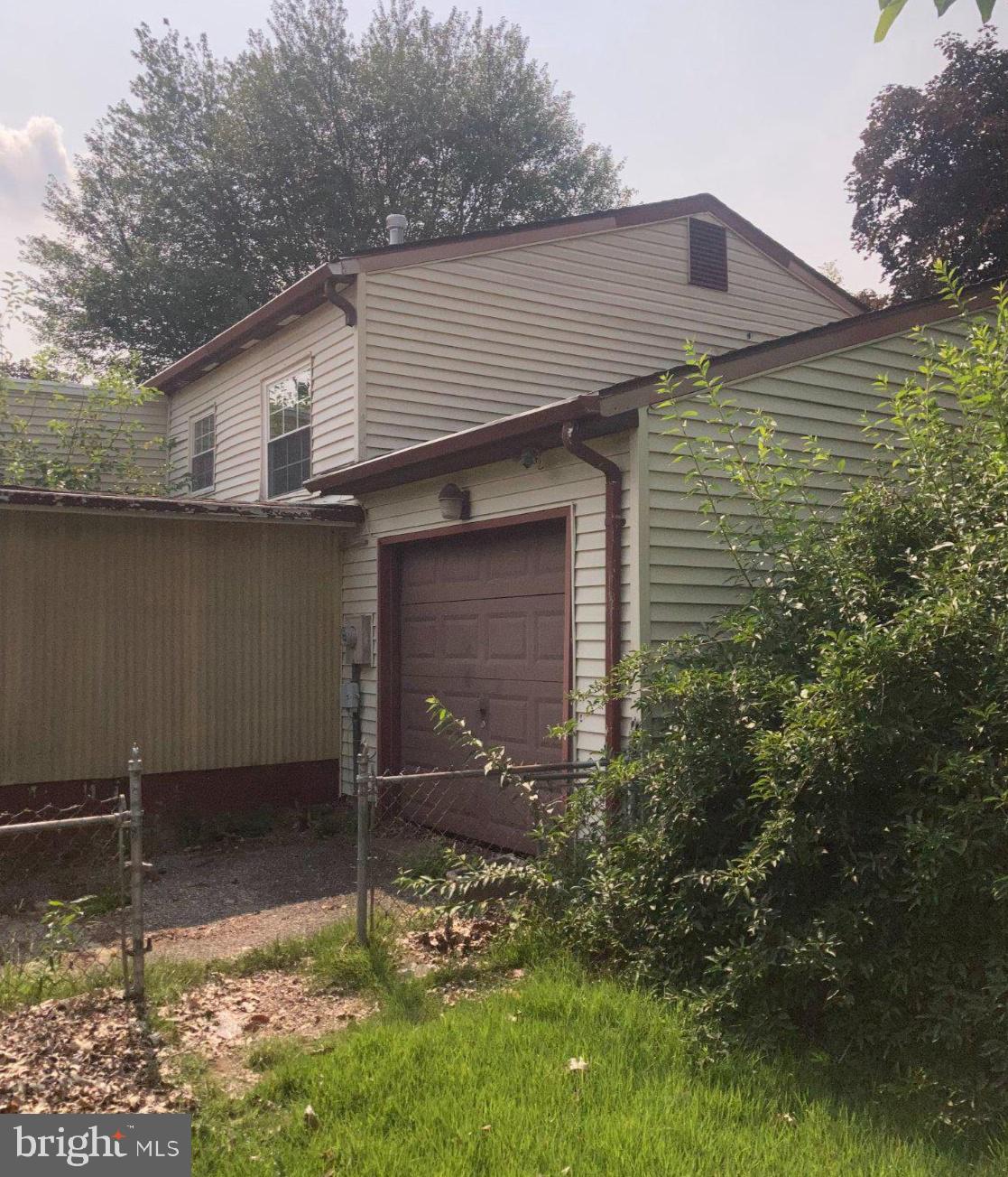212 COLLEGE DRIVE