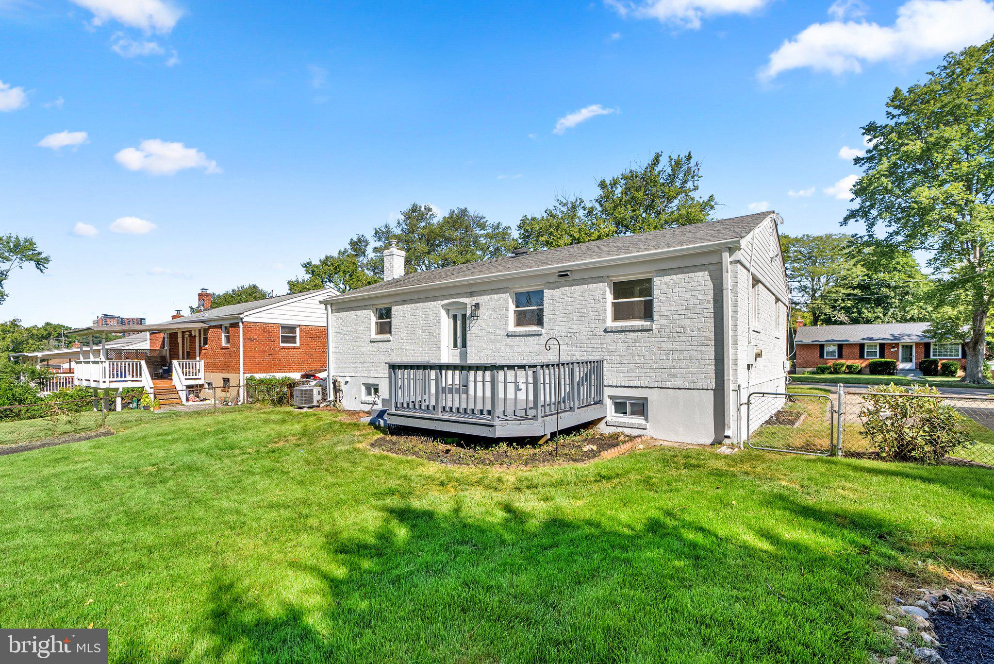 RANDOLPH HILLS - Residential