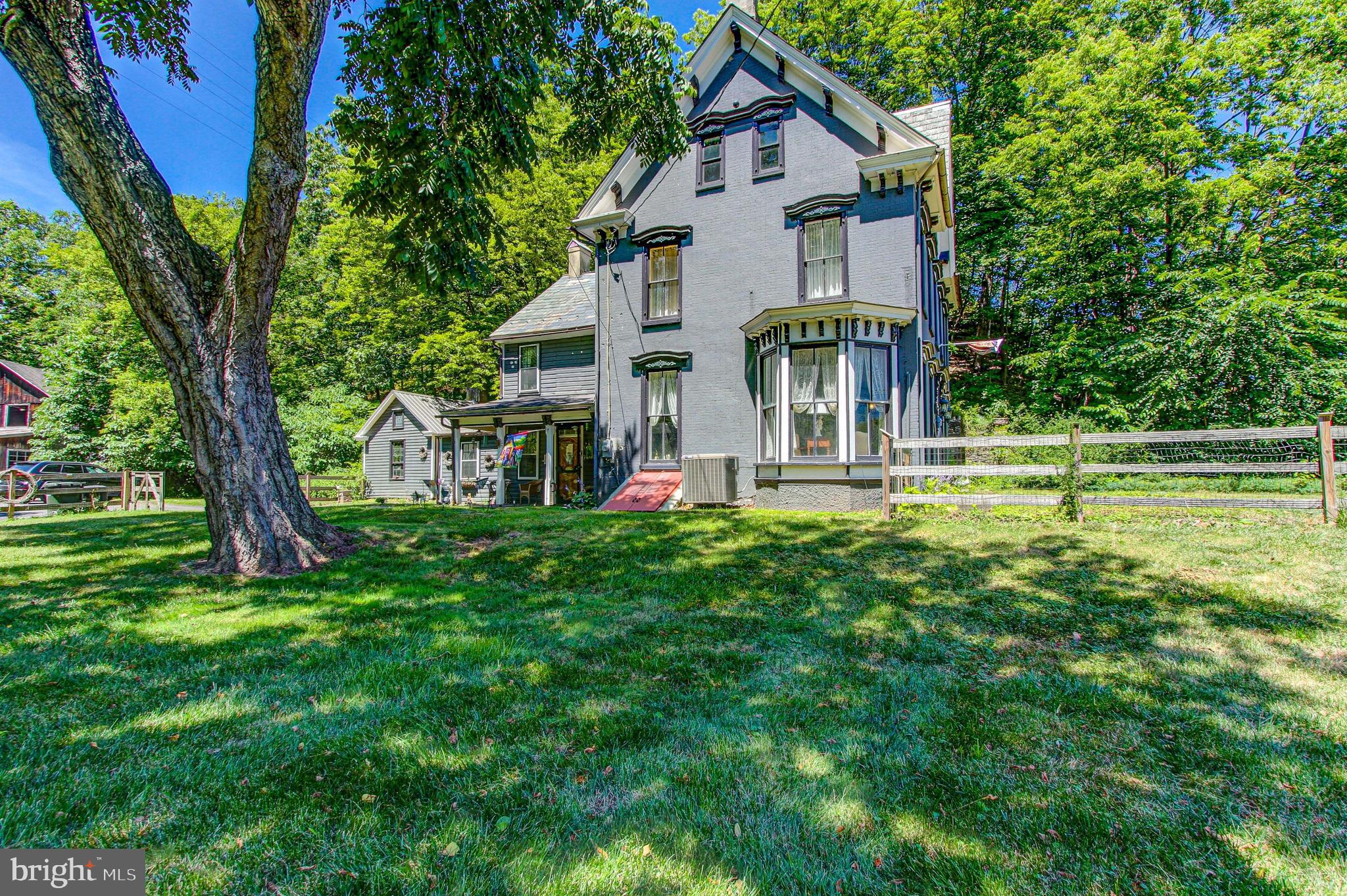 9754 EASTON ROAD