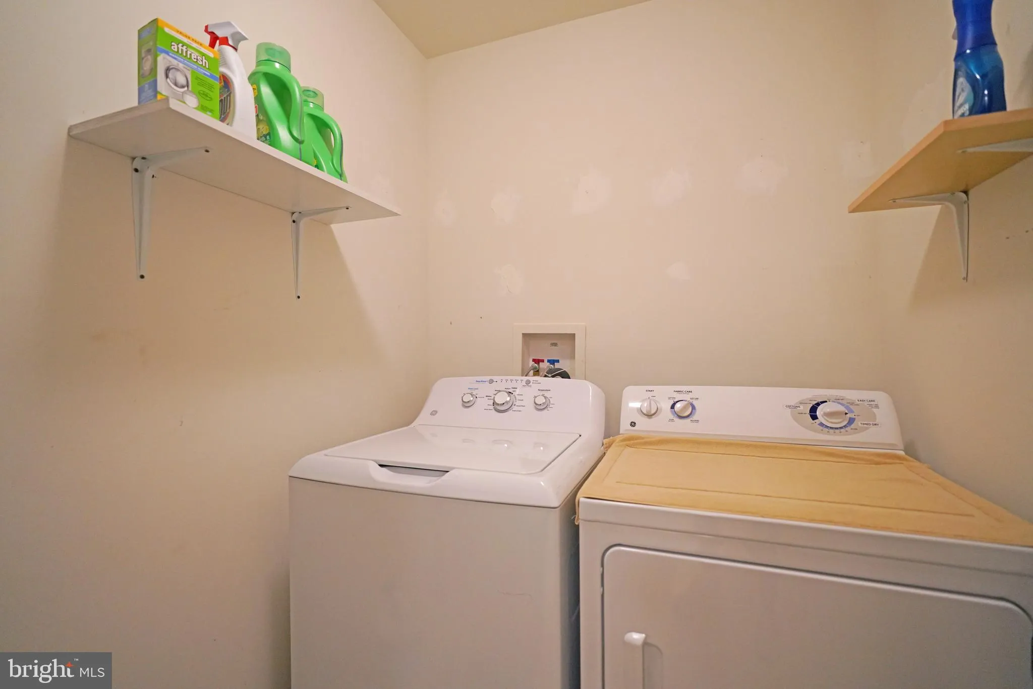 Millsboro, Delaware 19966, United States, 4 Bedrooms Bedrooms, ,3 BathroomsBathrooms,Residential,Active,104142