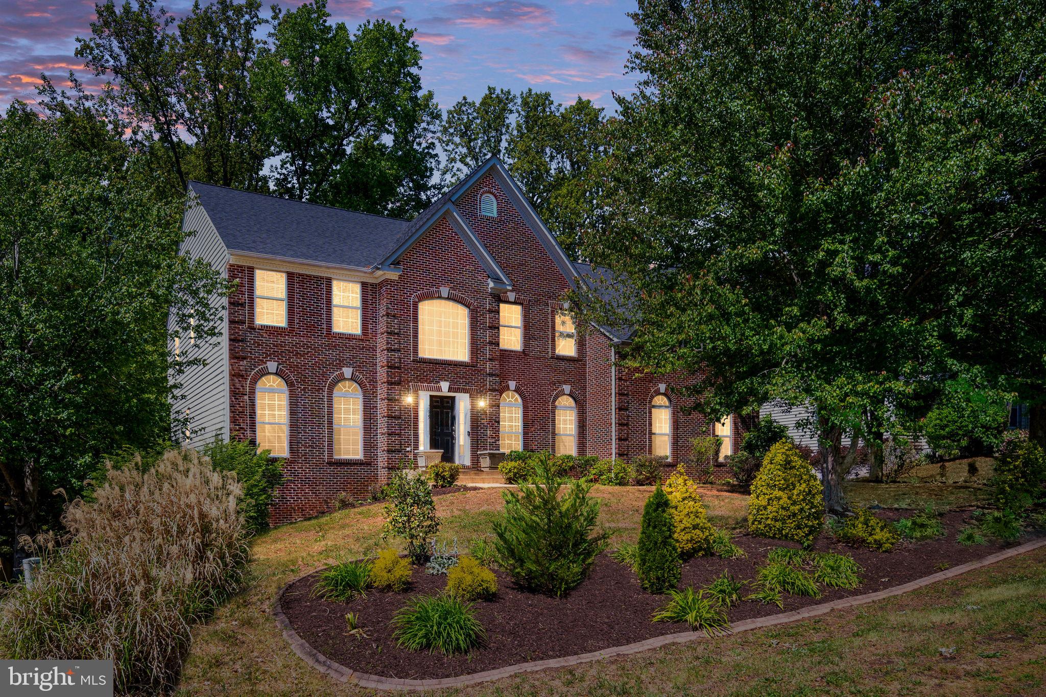 795 WINTERBERRY DRIVE