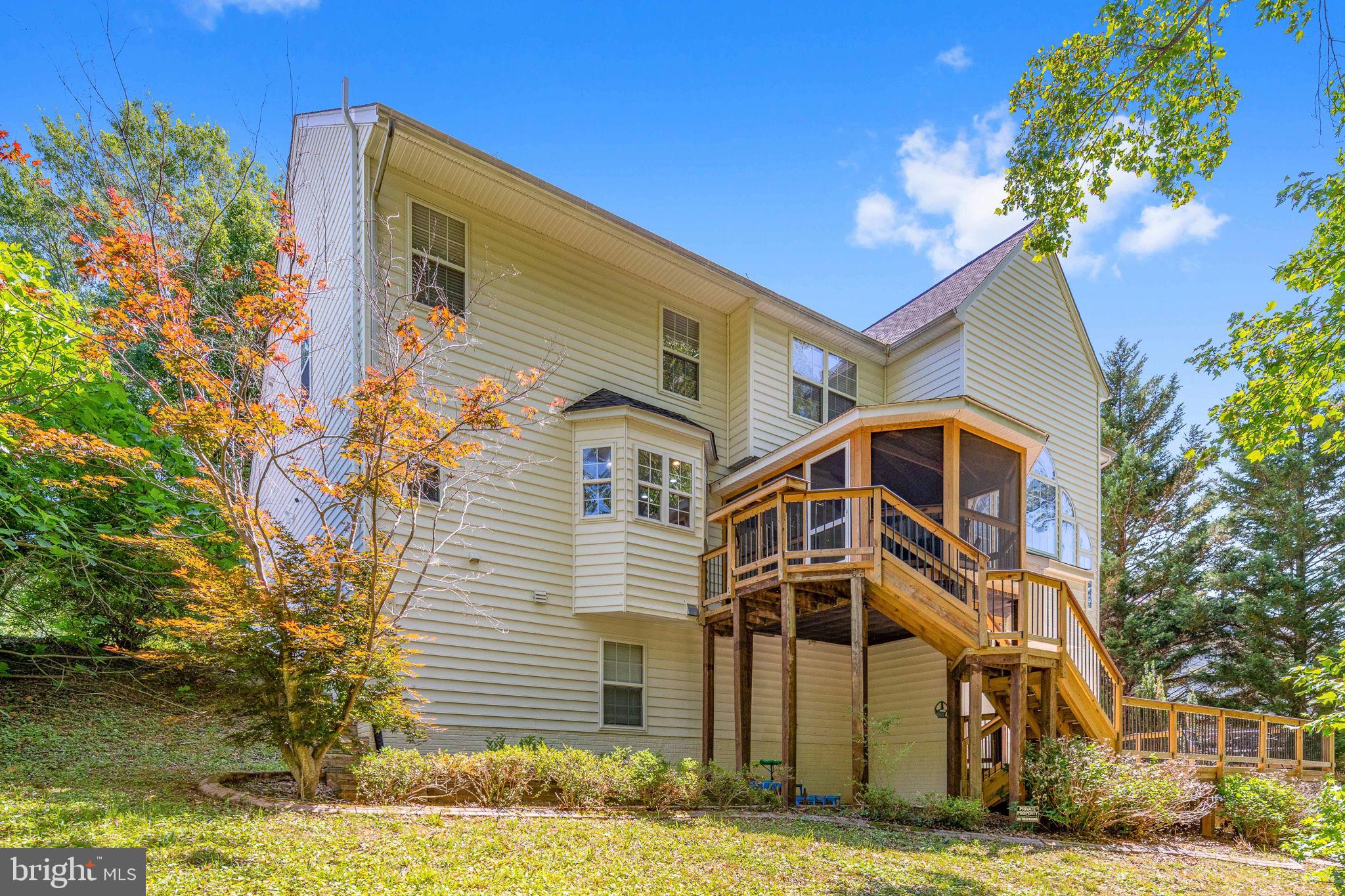 795 WINTERBERRY DRIVE