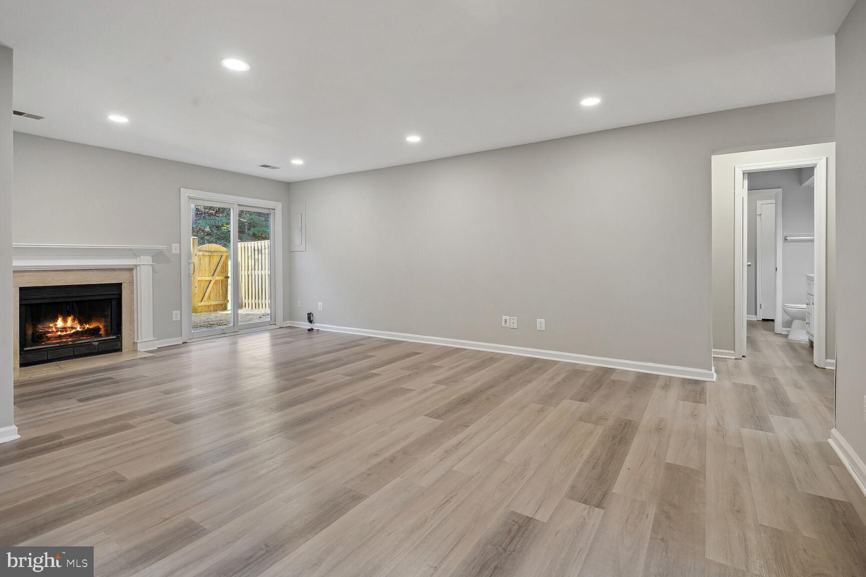 STOCKBRIDGE CONDO - Residential