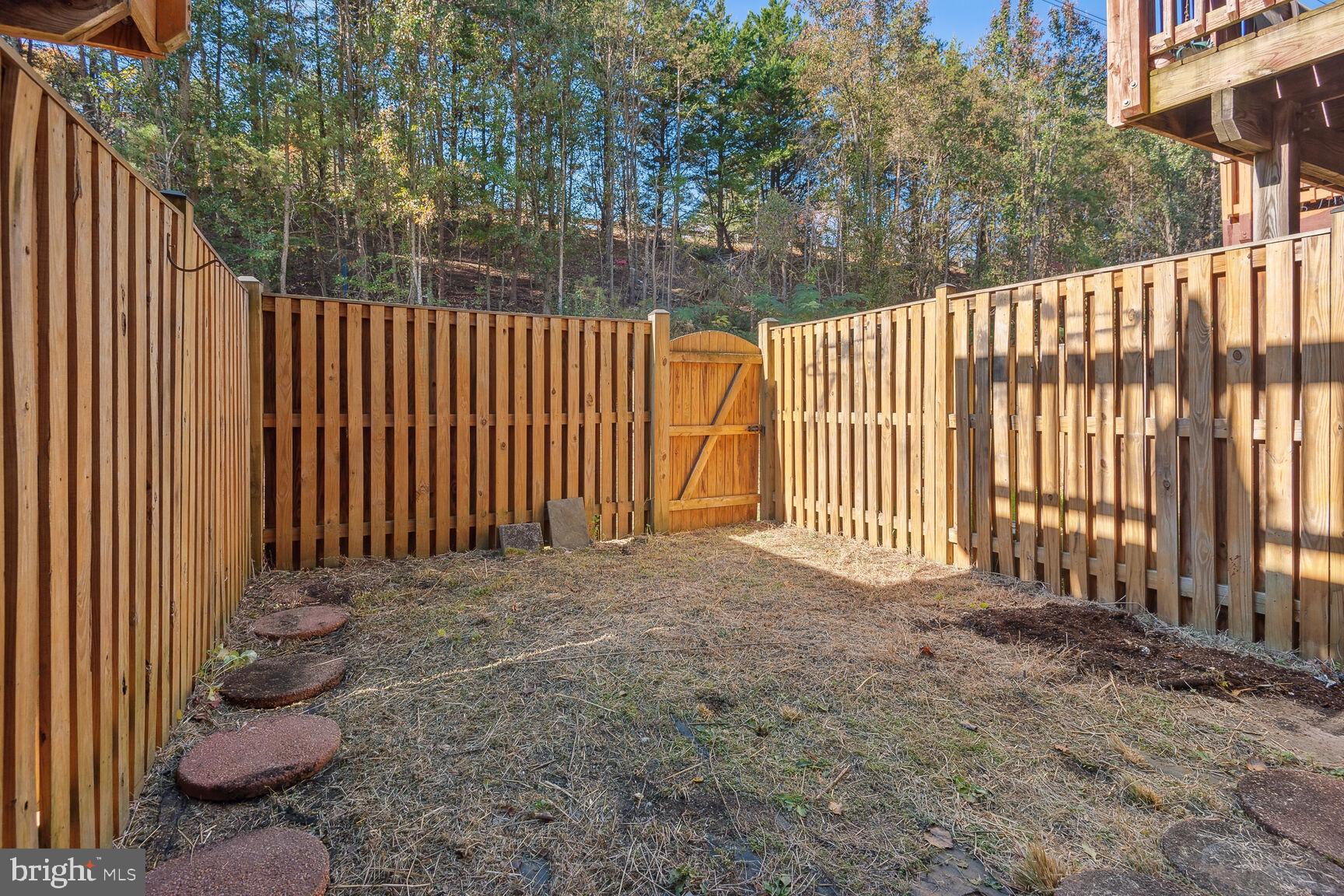 STOCKBRIDGE CONDO - Residential