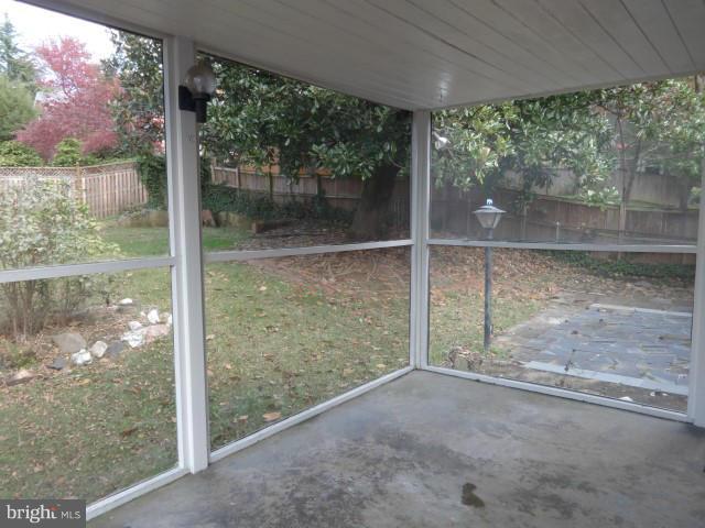 PARKWOOD - Residential Lease