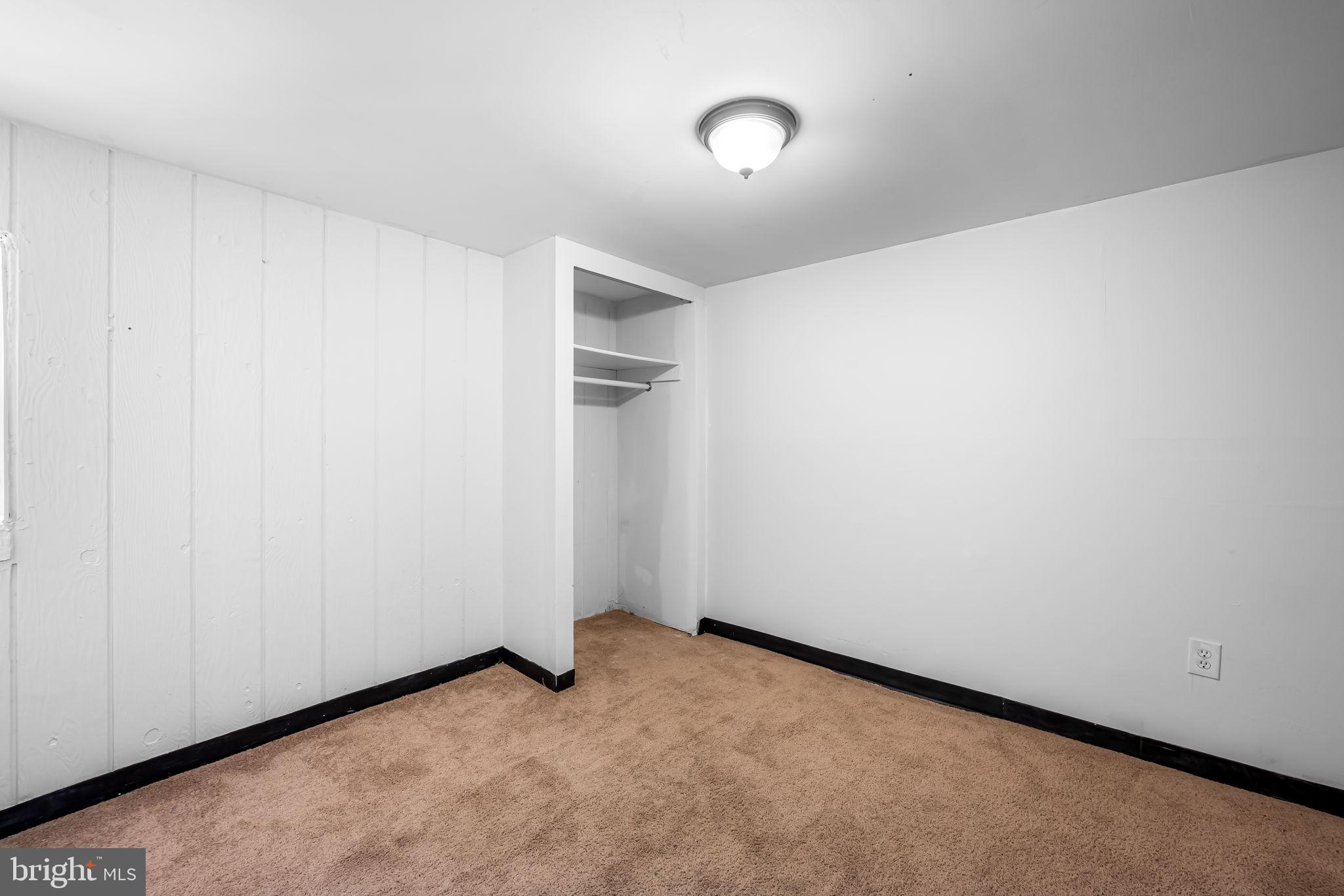 BALTIMORE HIGHLANDS - Residential Lease