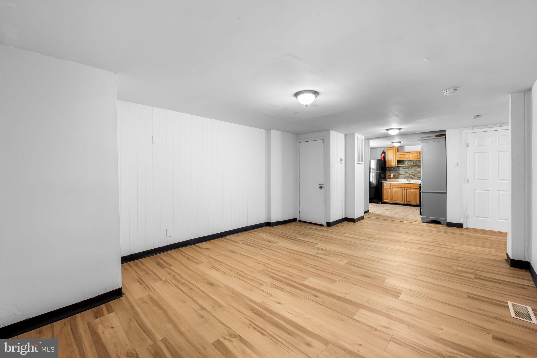 BALTIMORE HIGHLANDS - Residential Lease