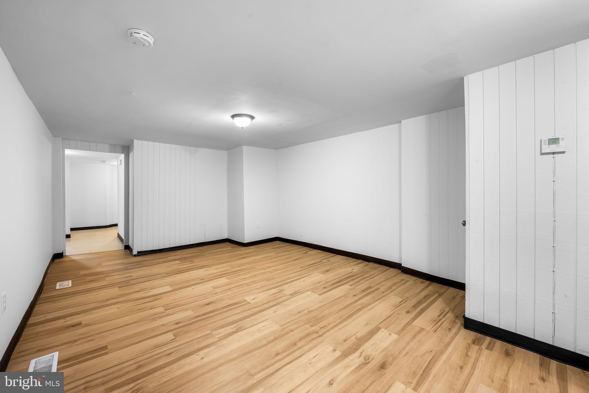 BALTIMORE HIGHLANDS - Residential Lease