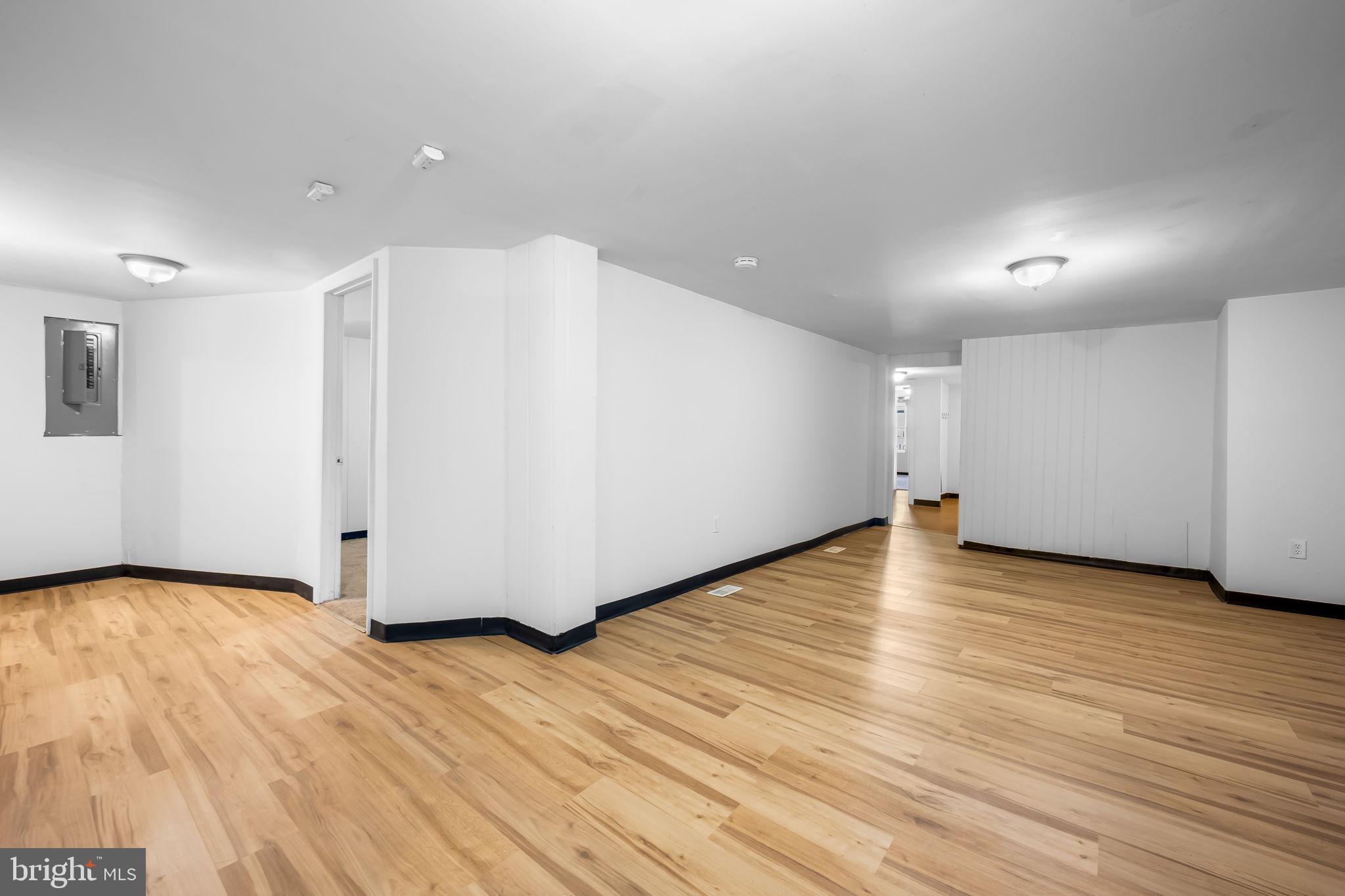 BALTIMORE HIGHLANDS - Residential Lease