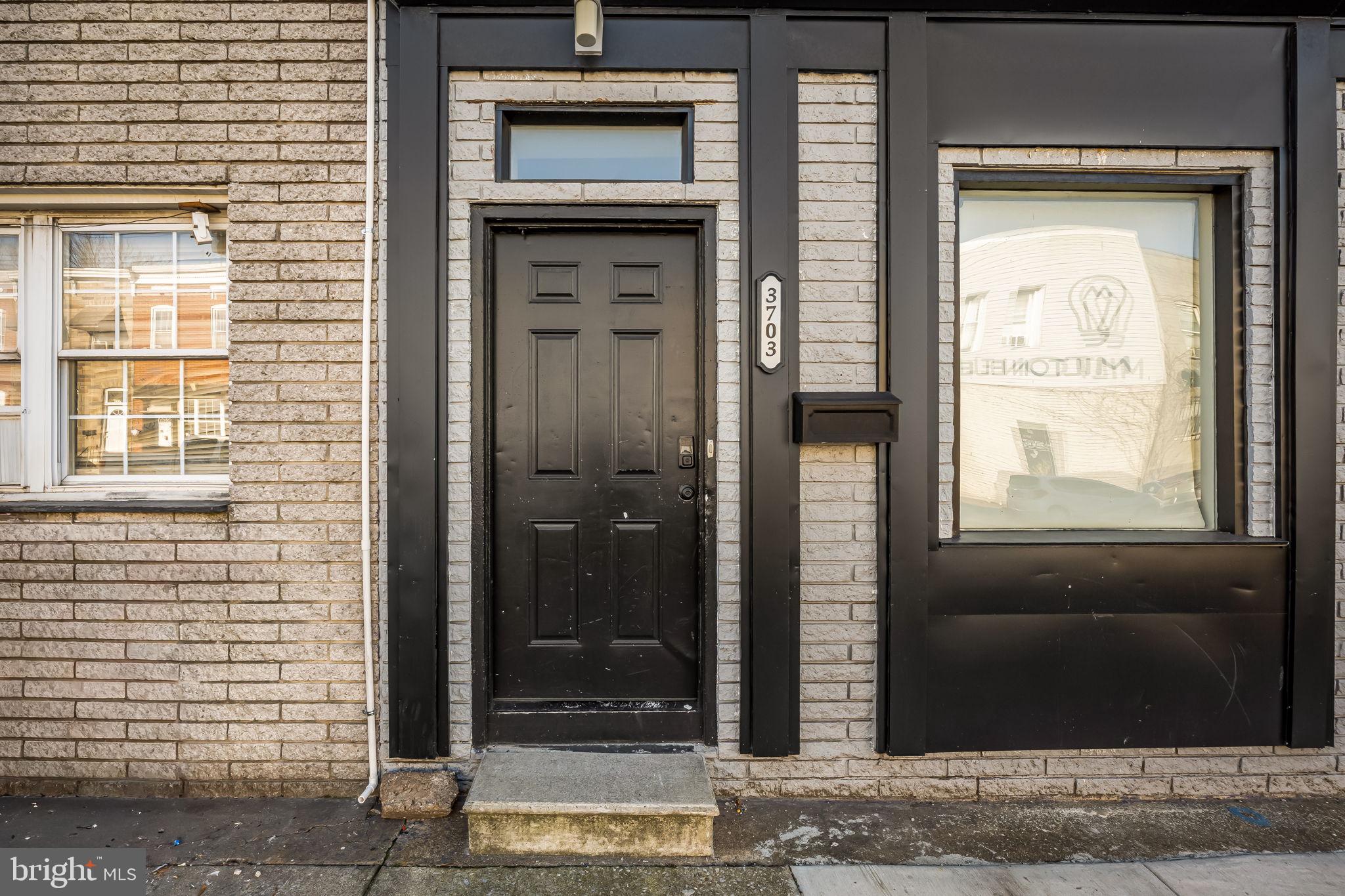 BALTIMORE HIGHLANDS - Residential Lease