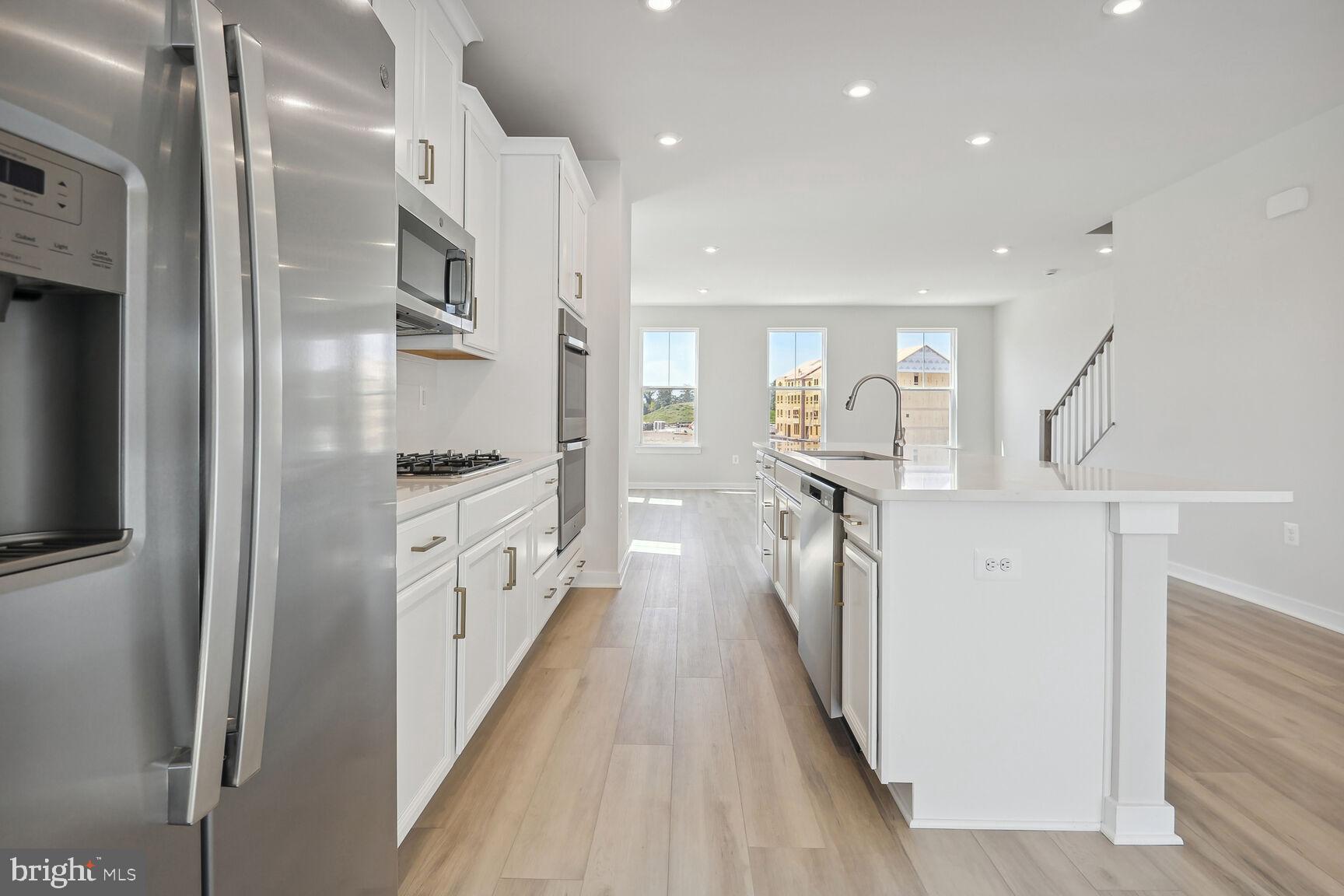 ARCOLA TOWN CENTER - Residential Lease