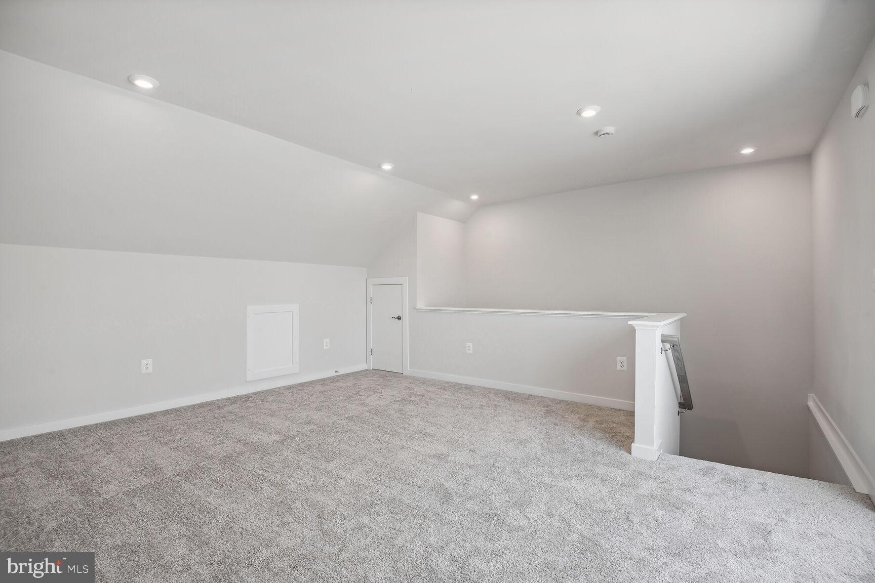 ARCOLA TOWN CENTER - Residential Lease