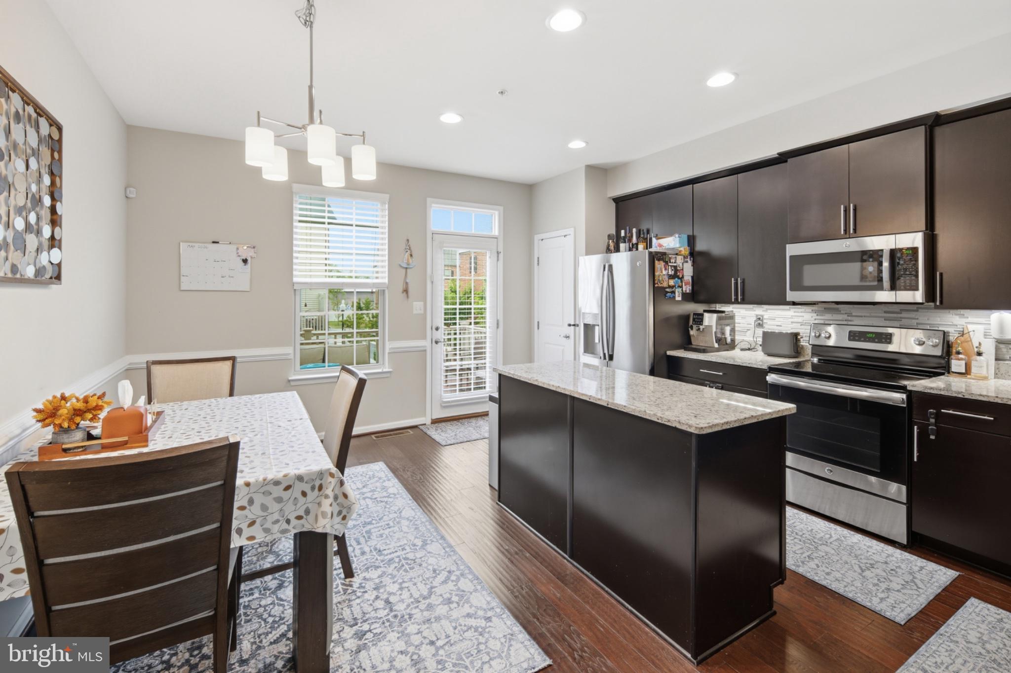 OLDHAM CROSSING - Residential