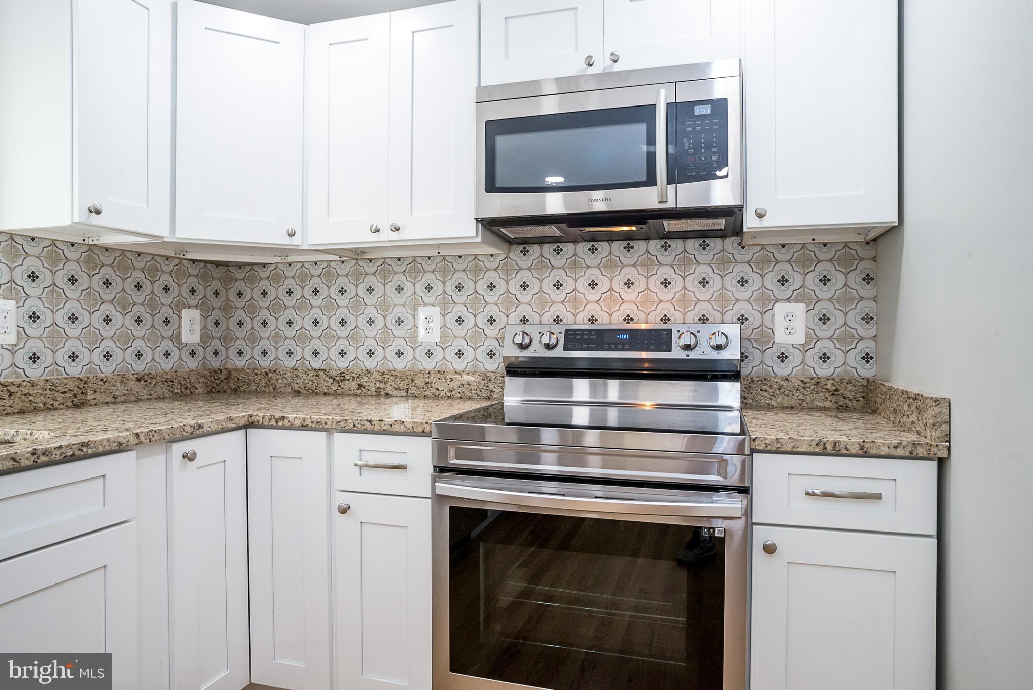 WARRINGTON HILLS - Residential