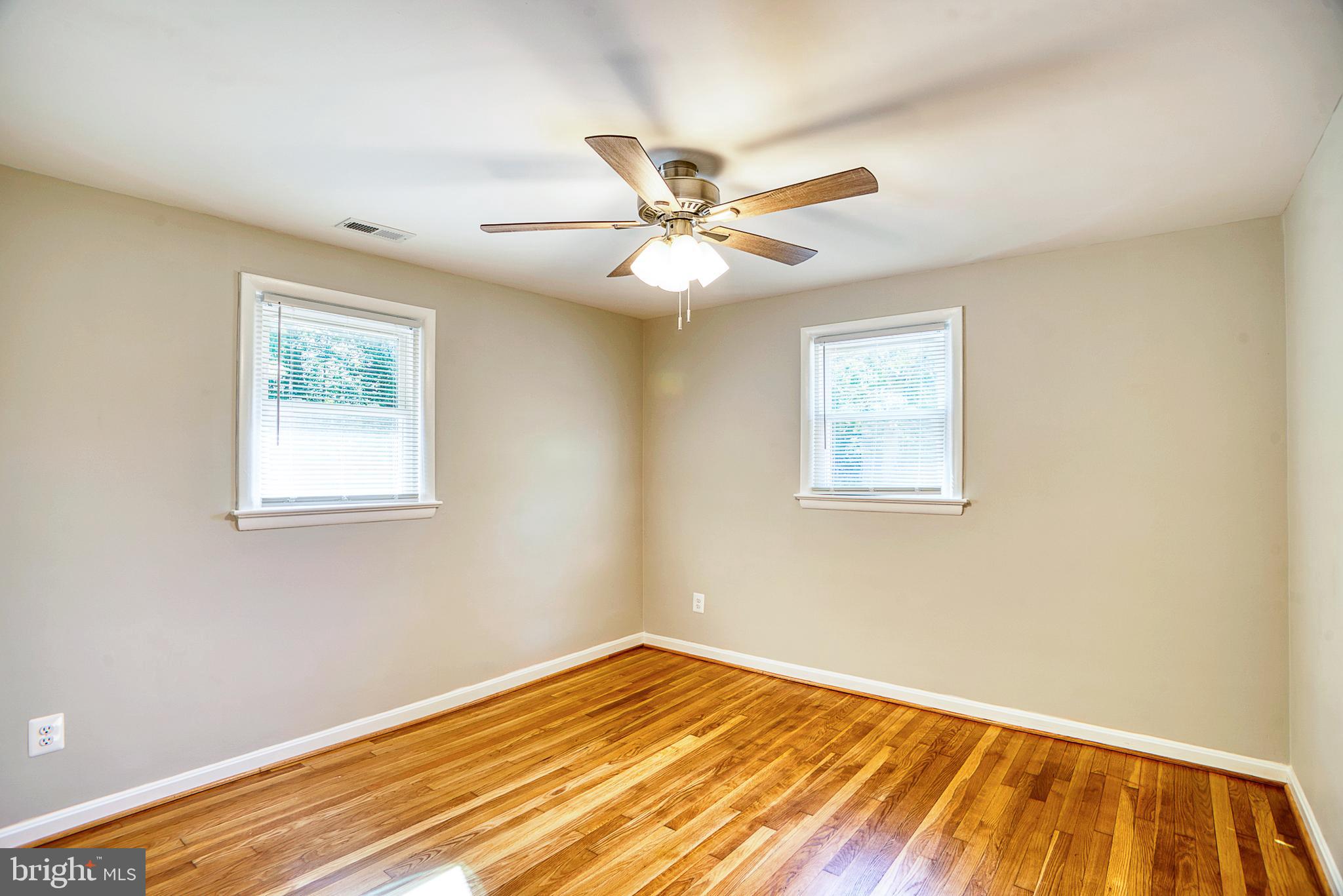 WARRINGTON HILLS - Residential