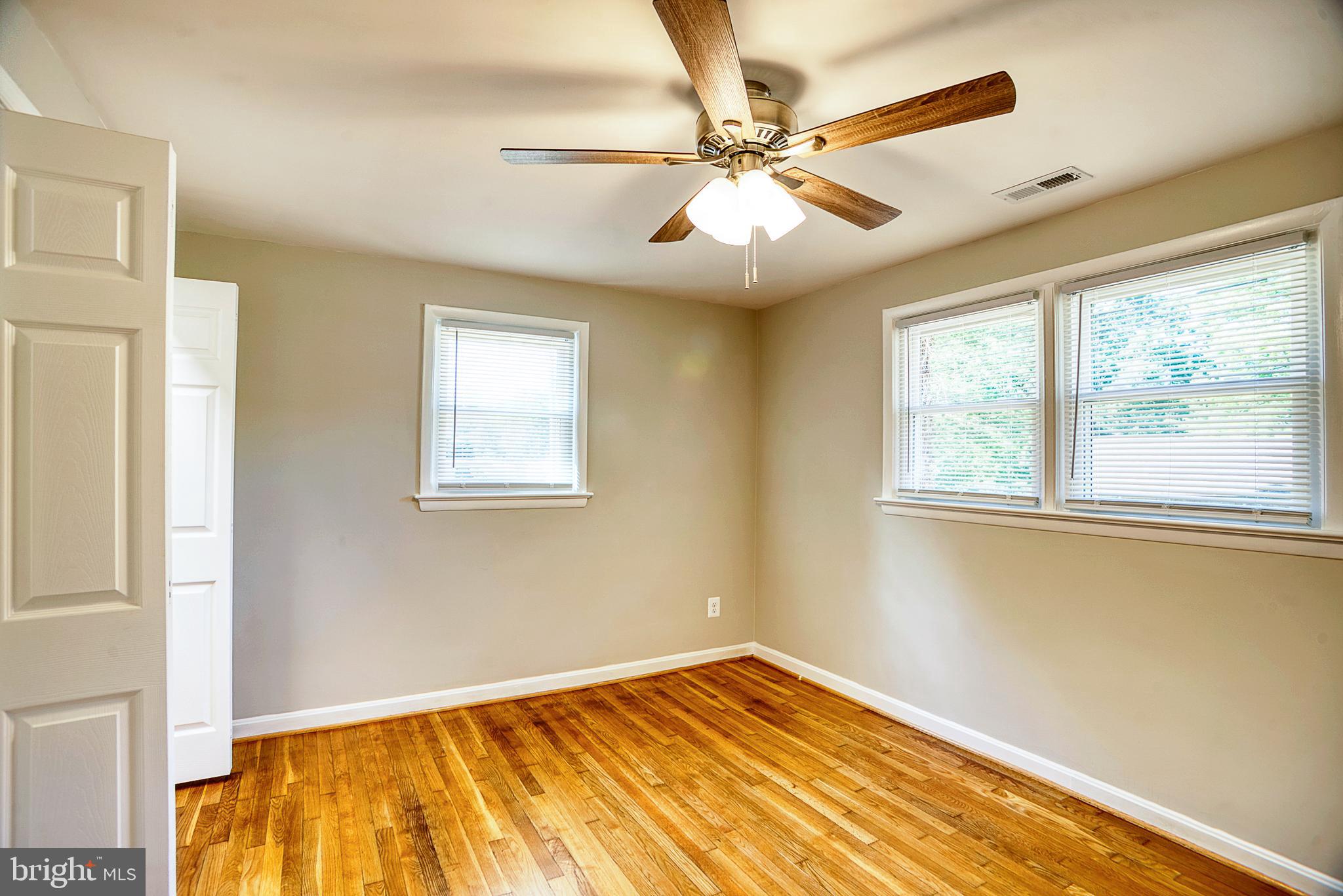 WARRINGTON HILLS - Residential