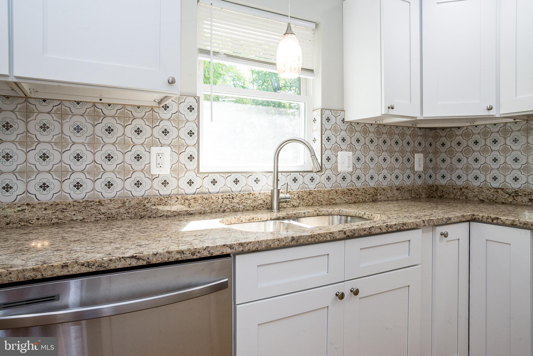 WARRINGTON HILLS - Residential