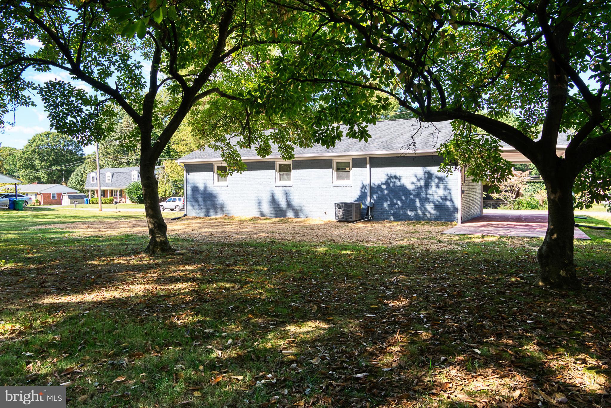 WARRINGTON HILLS - Residential