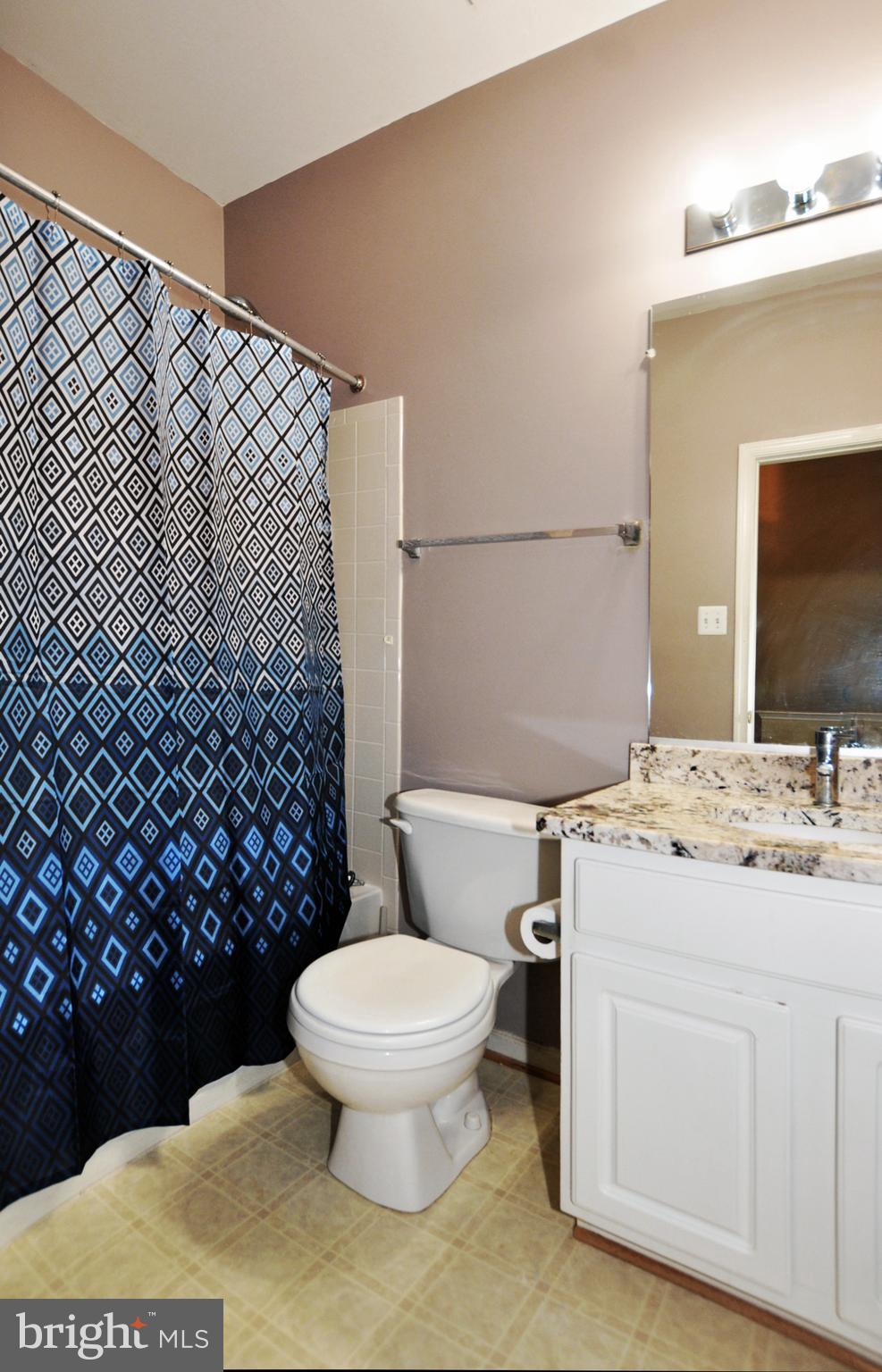 KING FARM WATKINS POND - Residential Lease