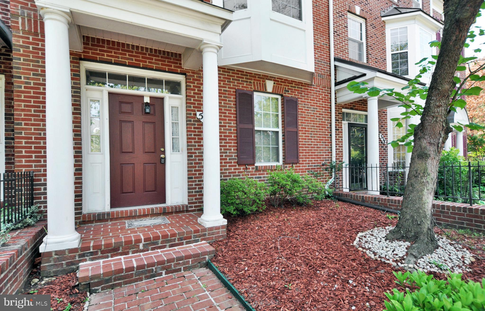 KING FARM WATKINS POND - Residential Lease