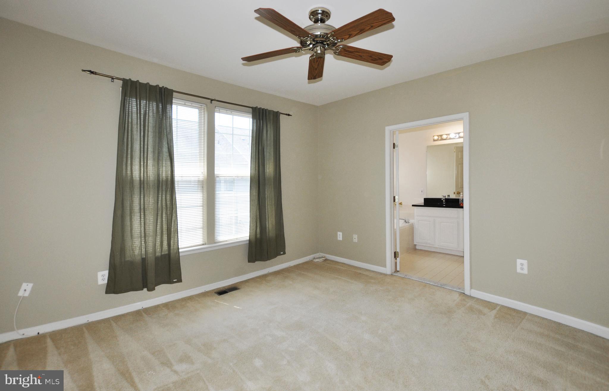 KING FARM WATKINS POND - Residential Lease