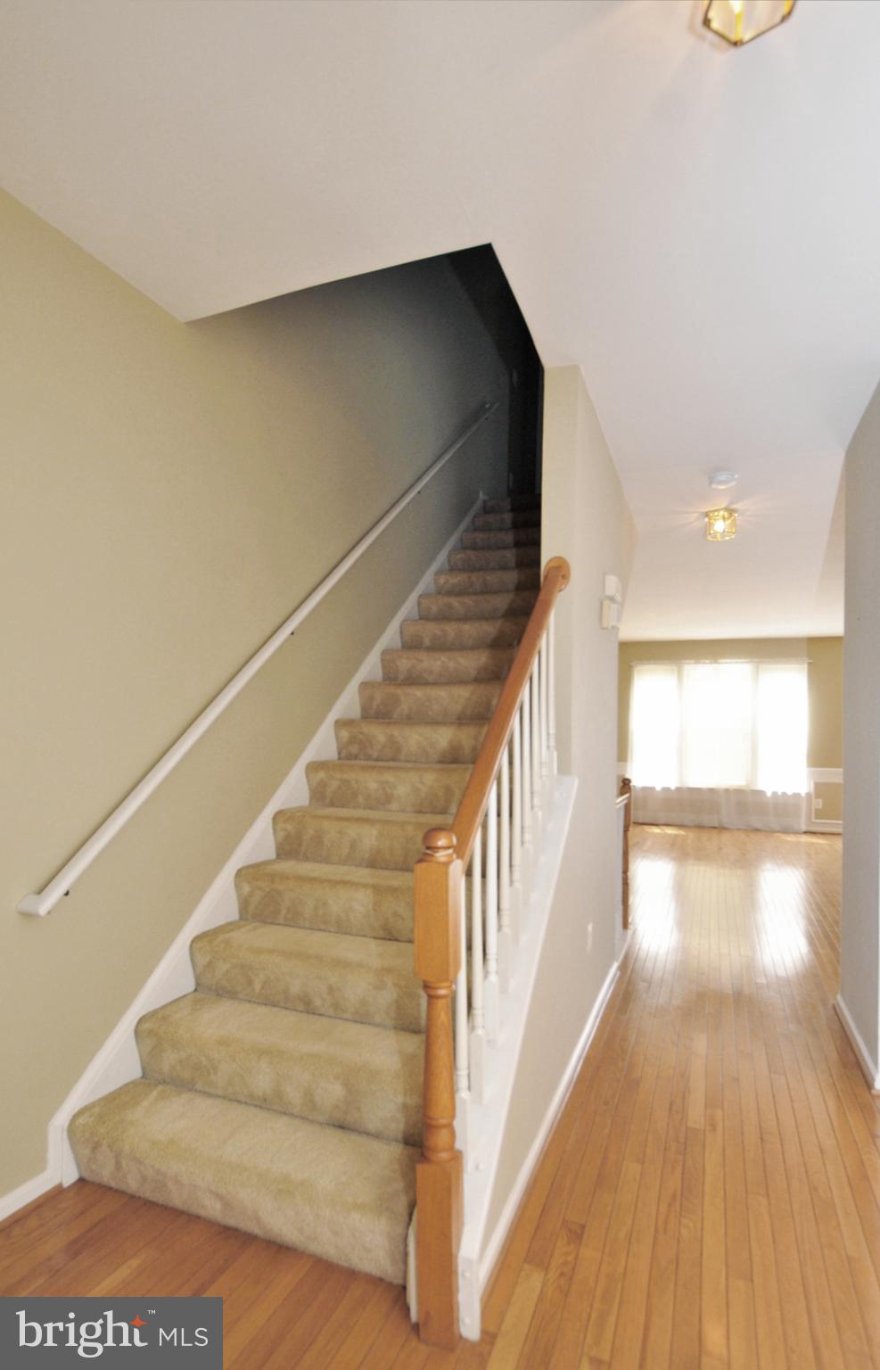 KING FARM WATKINS POND - Residential Lease