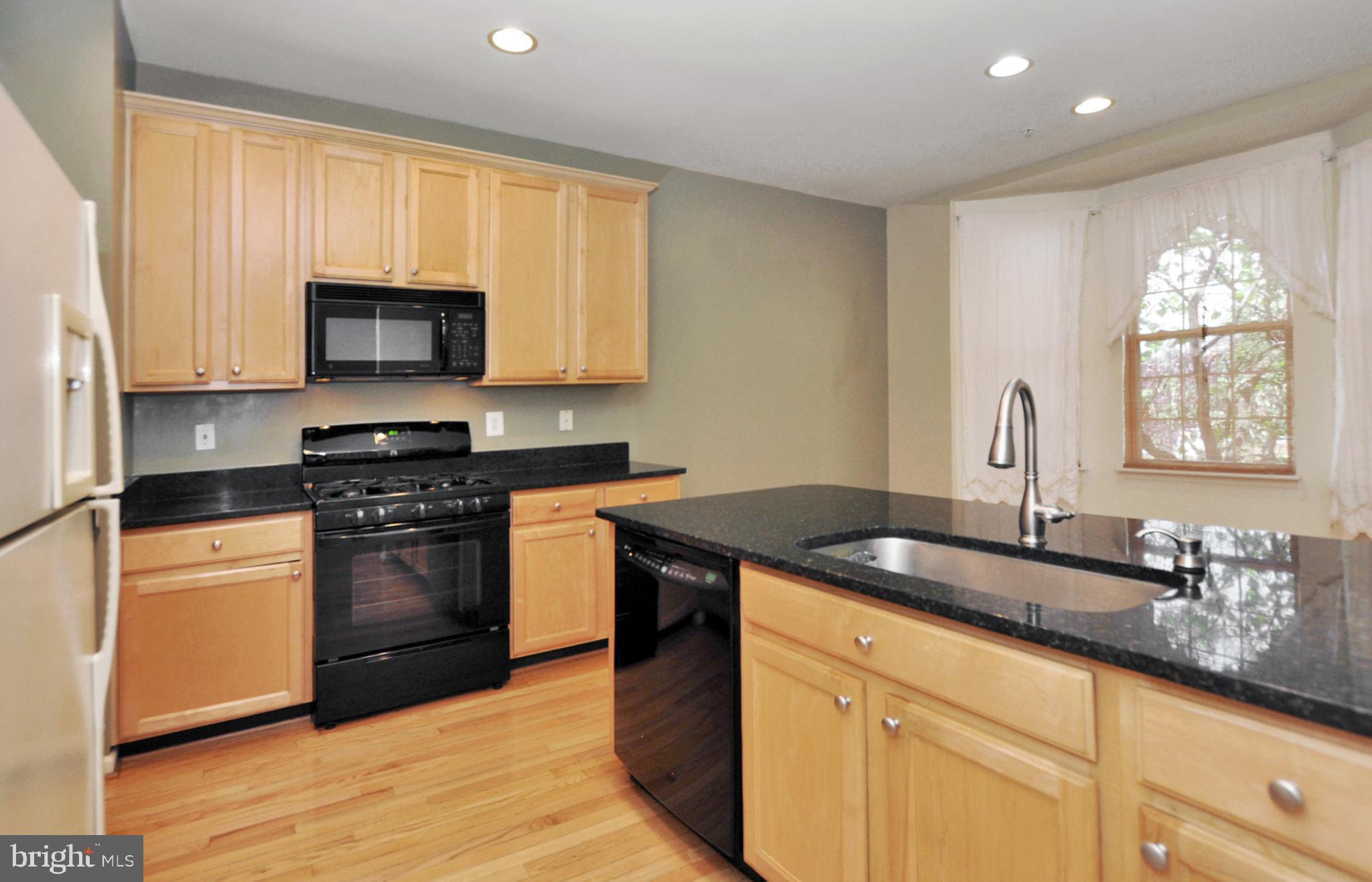 KING FARM WATKINS POND - Residential Lease